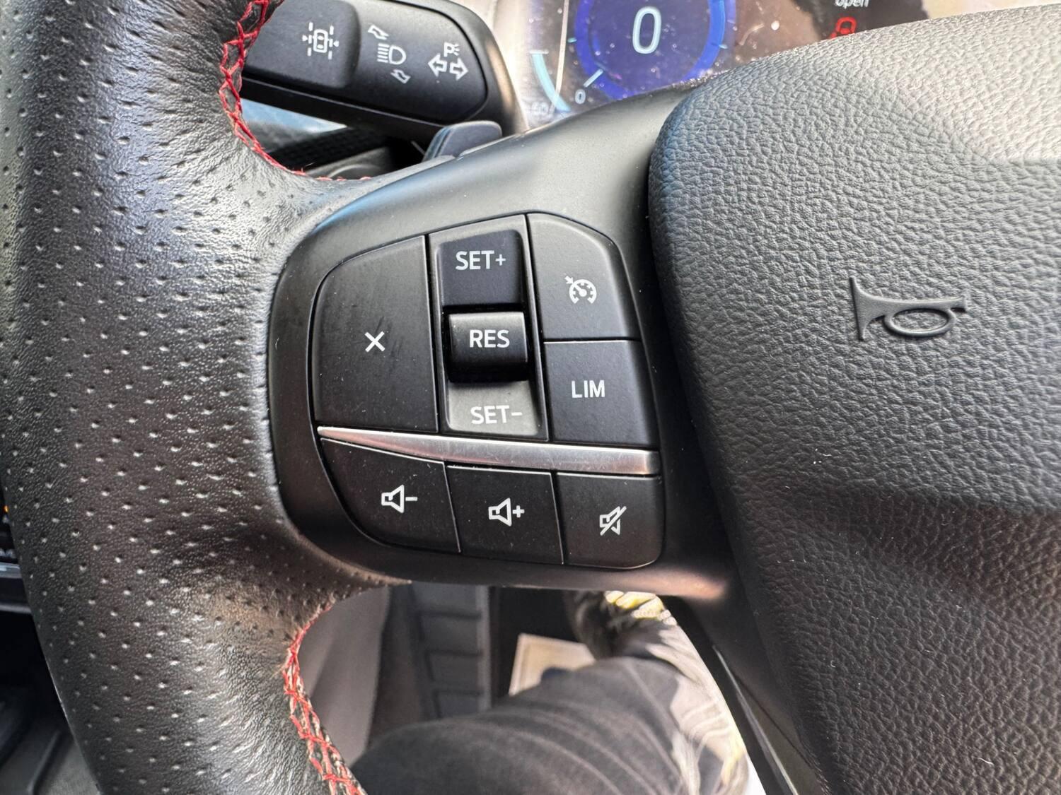 Ford Kuga view 39
