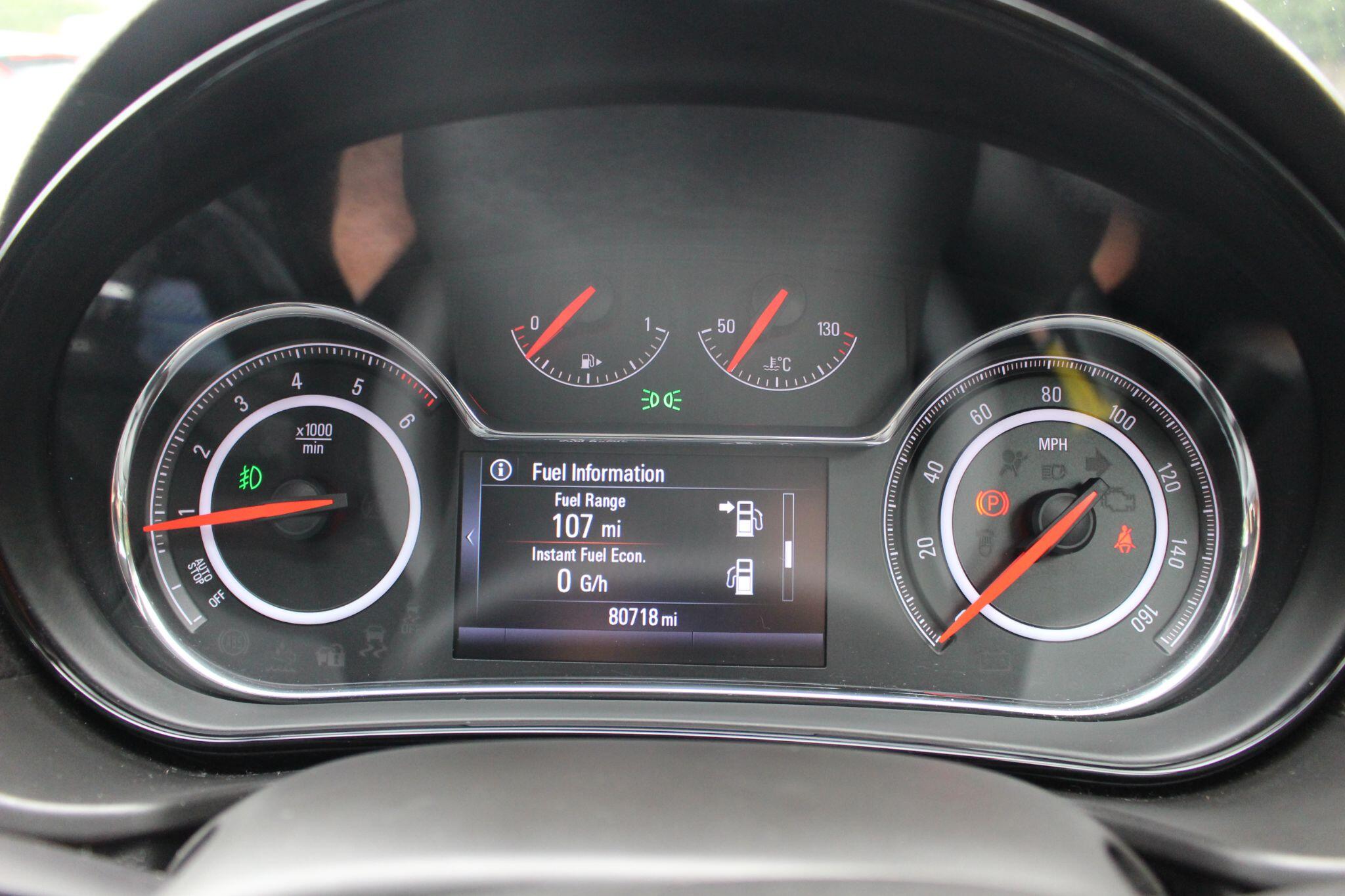 Vauxhall Insignia view 34