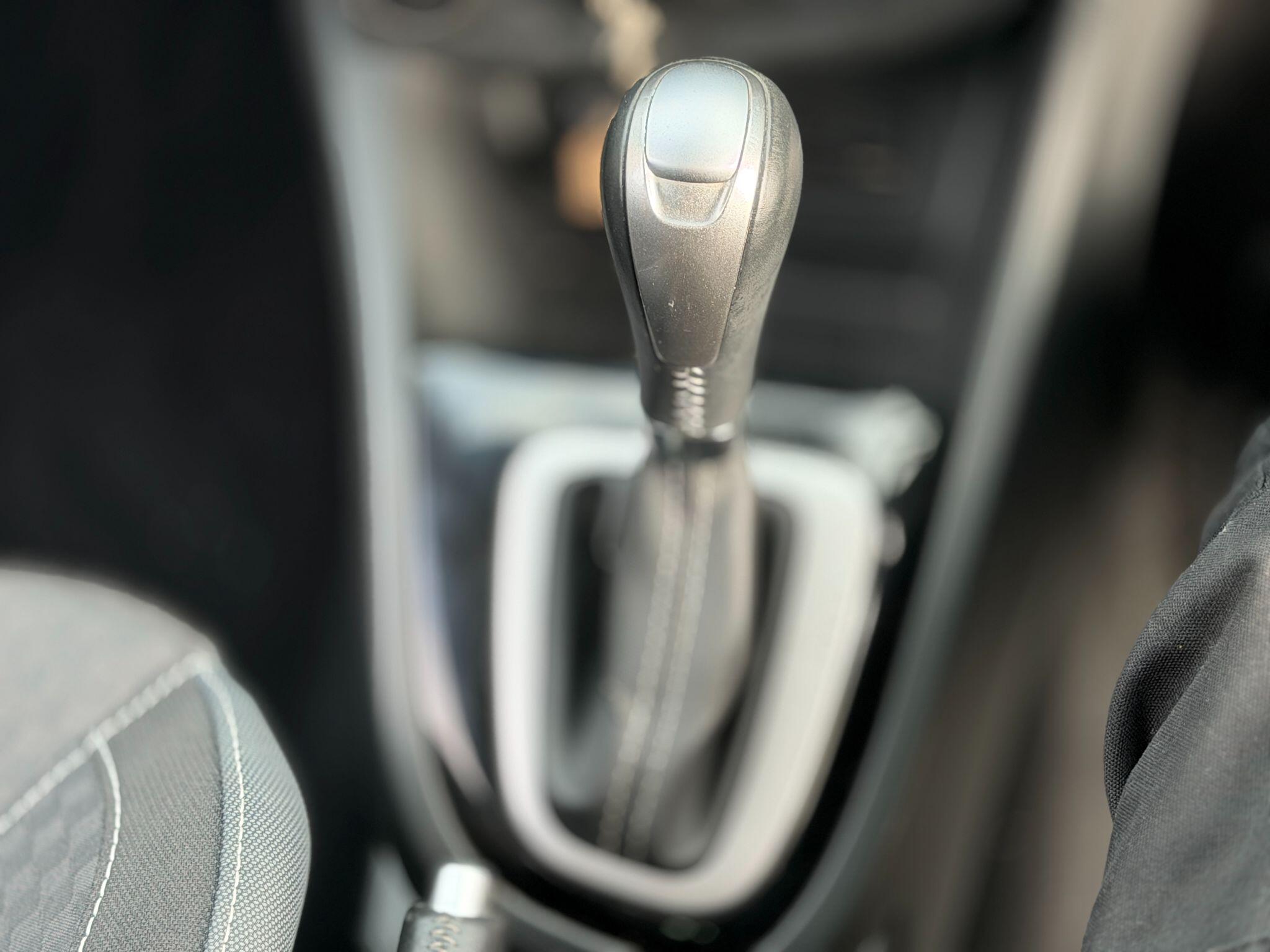 Renault Clio view 43