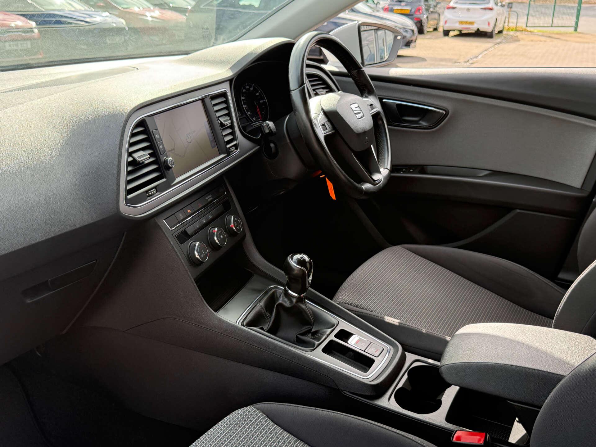 Seat Leon view 77