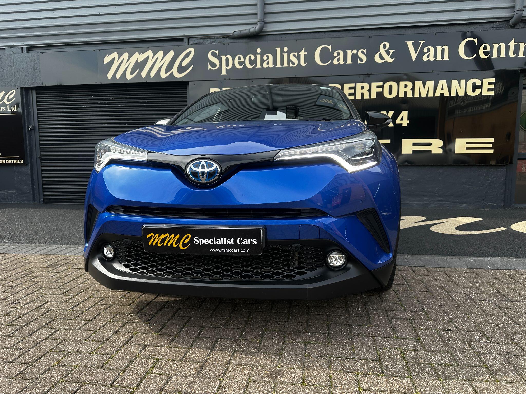 Toyota C-HR view 37