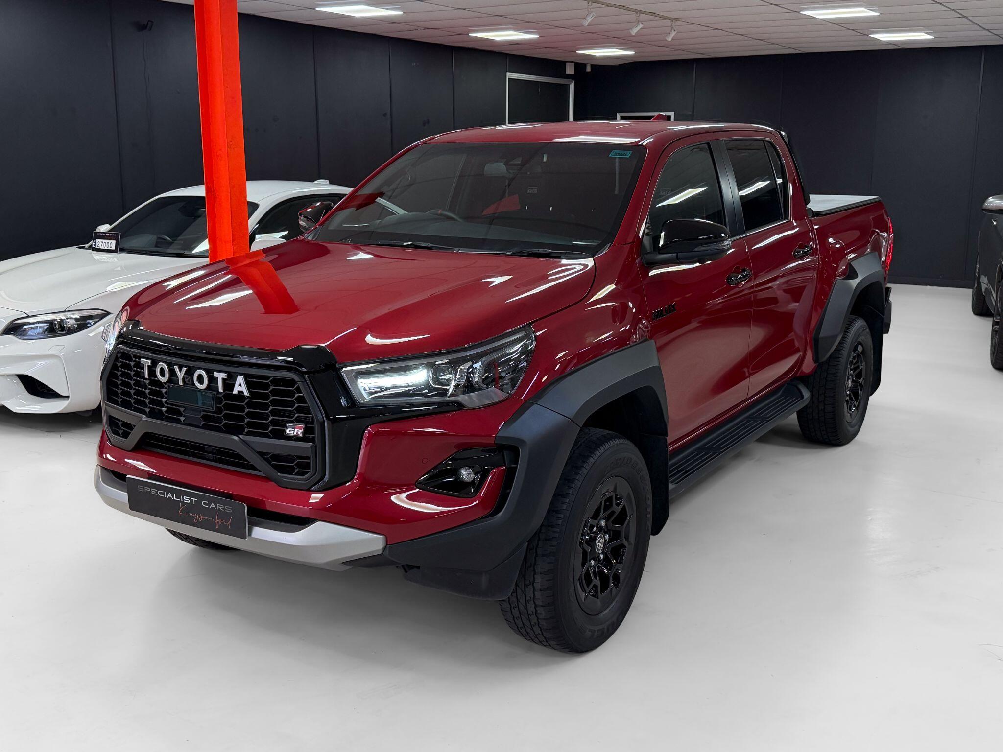 Toyota Hilux view 7