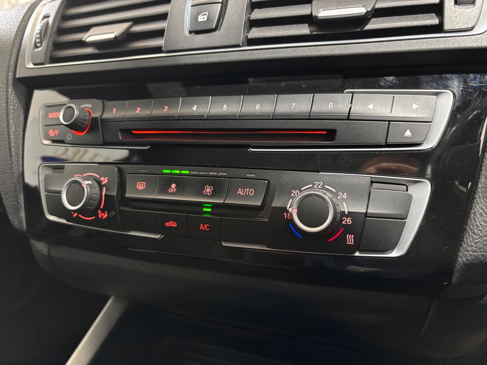 BMW 1 Series view 41