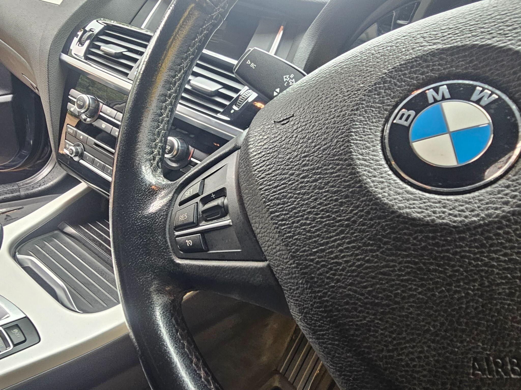 BMW X3 view 26