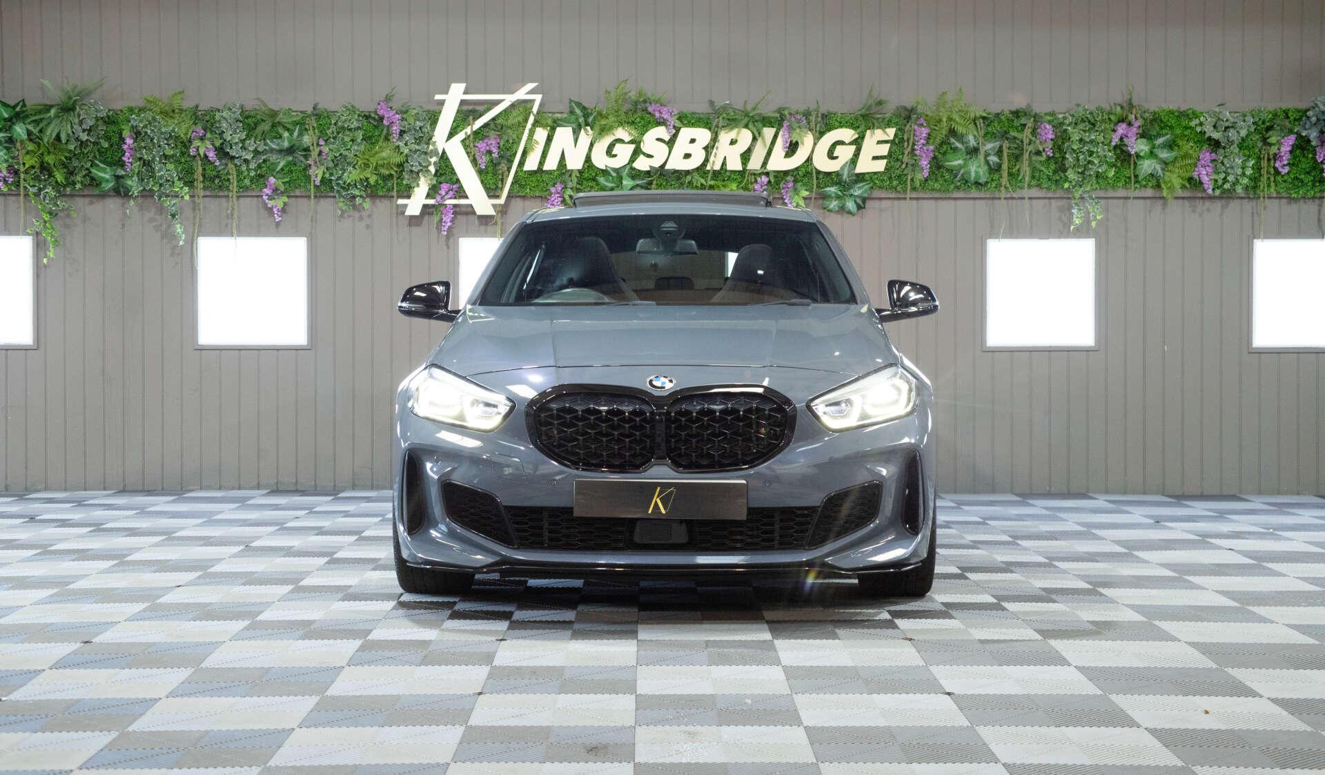 BMW 1 Series view 8