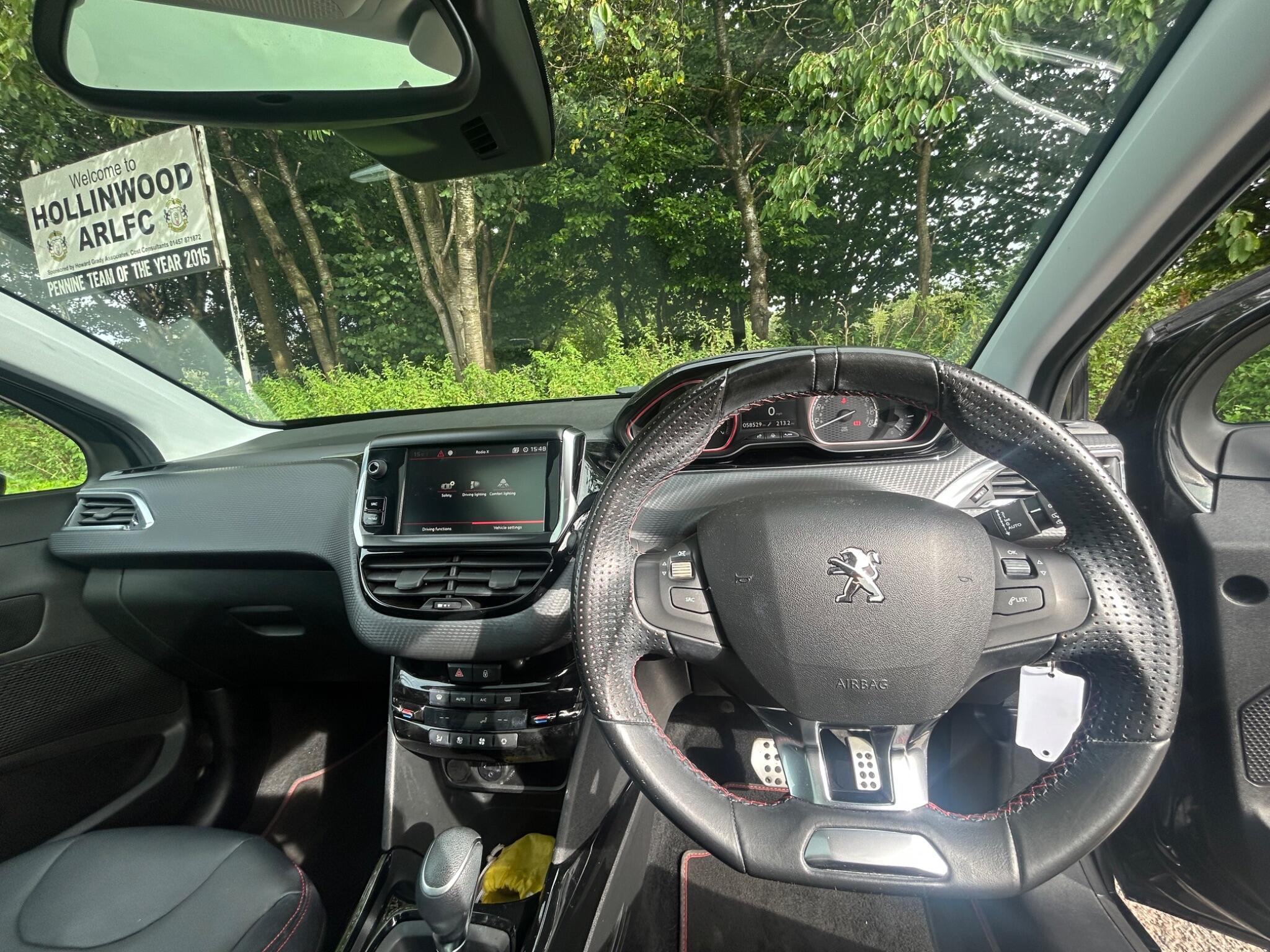 Peugeot 2008 view 13