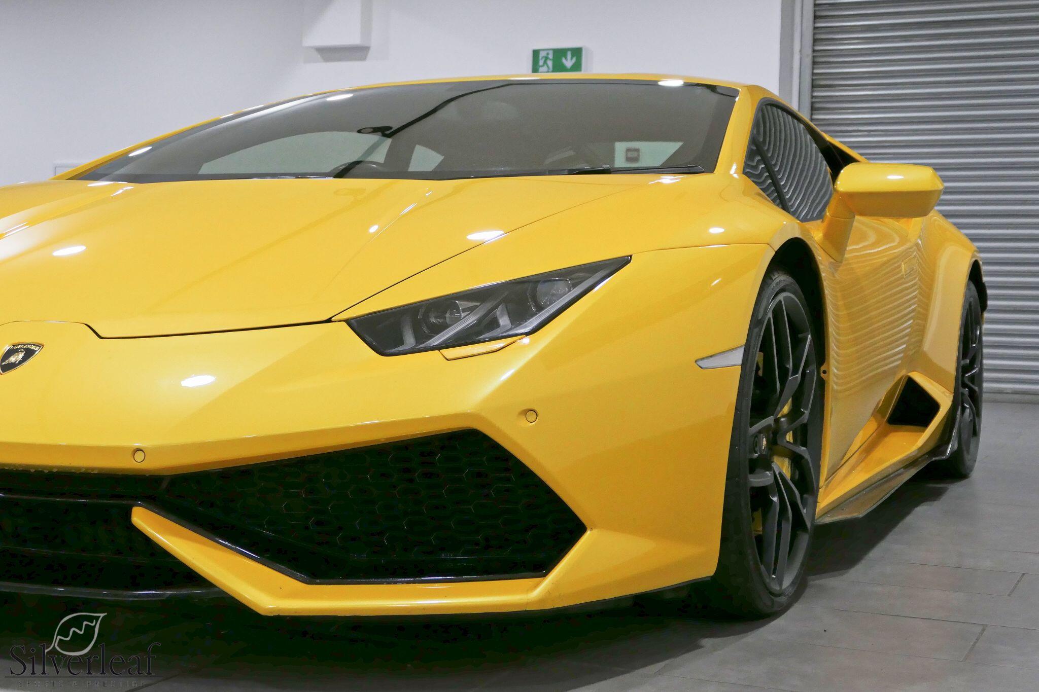 Lamborghini LP 610-4 view 26