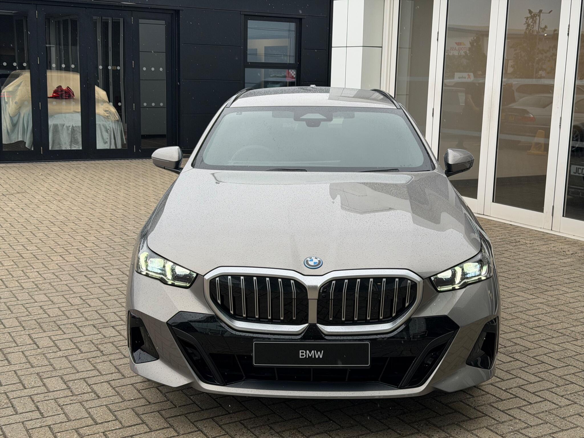 BMW 5 Series view 2