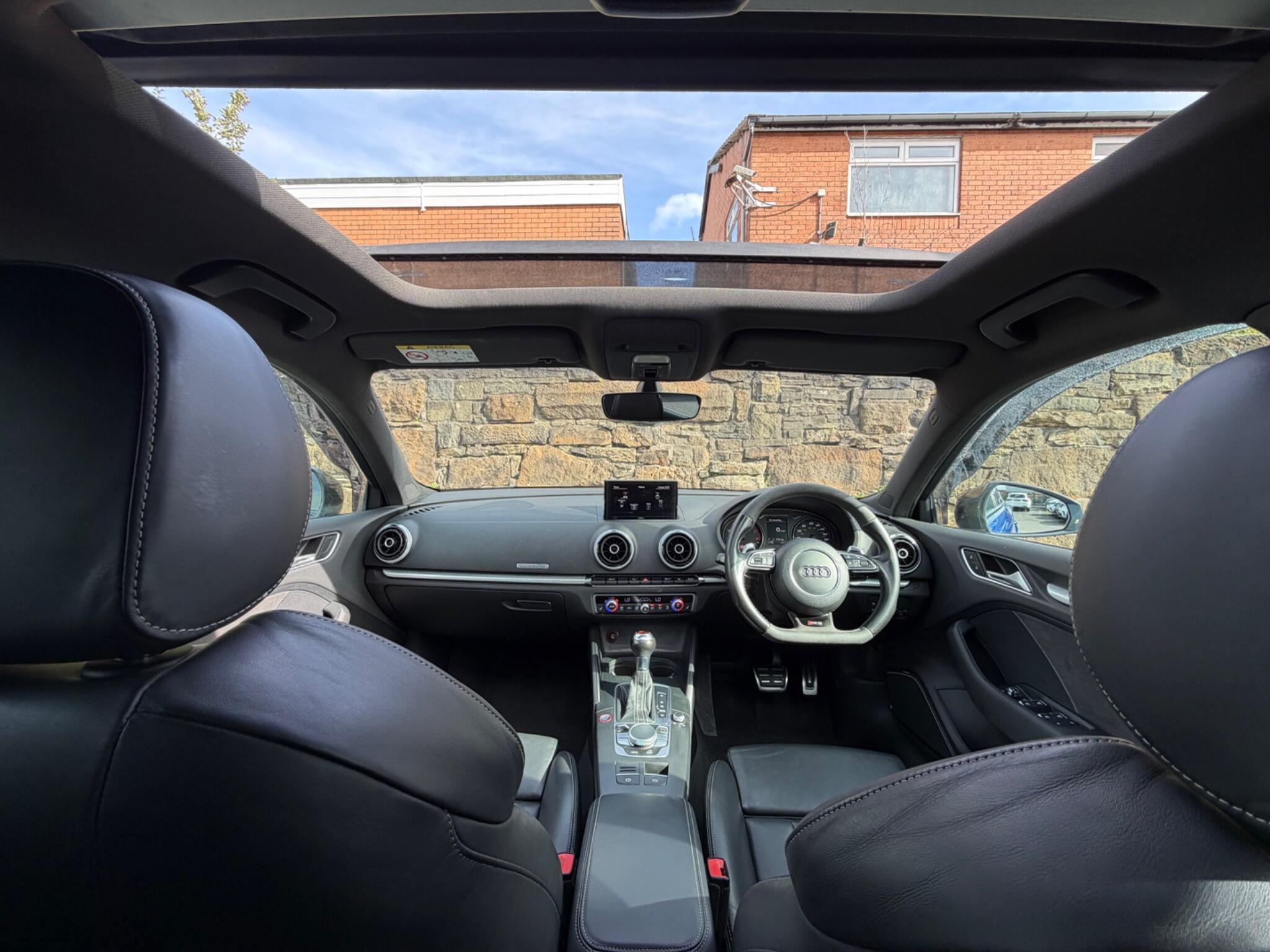 Audi RS3 view 8