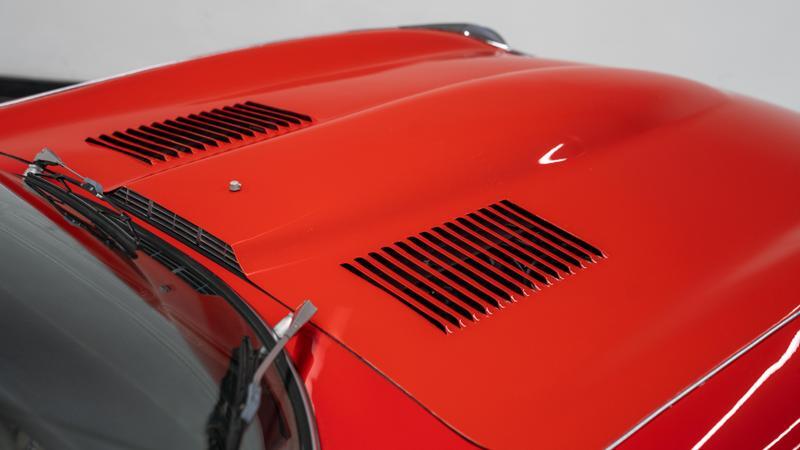 Jaguar E-Type view 12