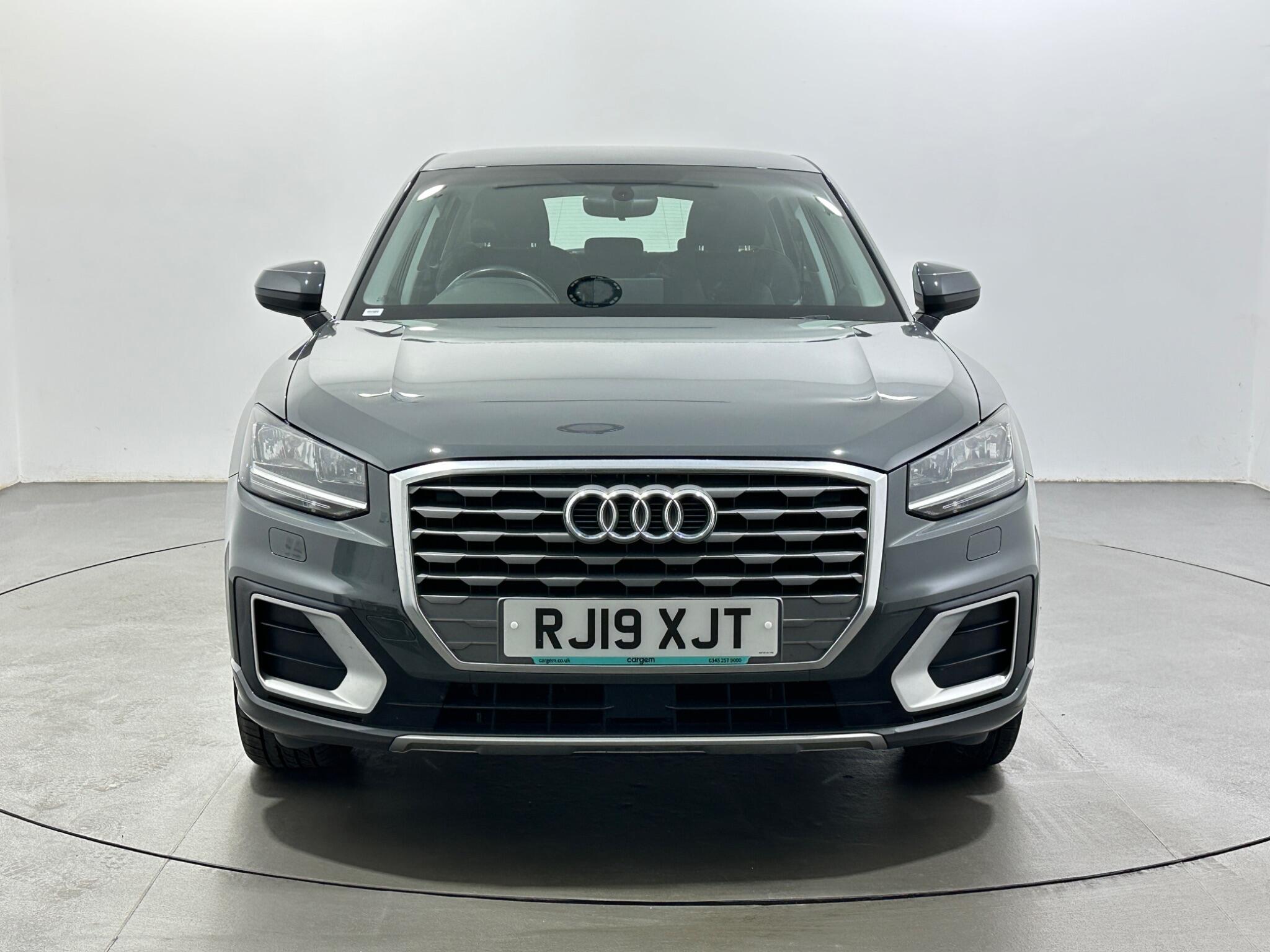 Audi Q2 view 3