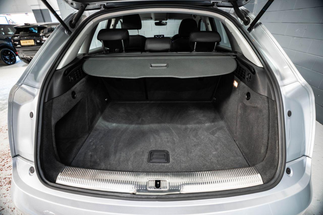 Audi Q3 view 39