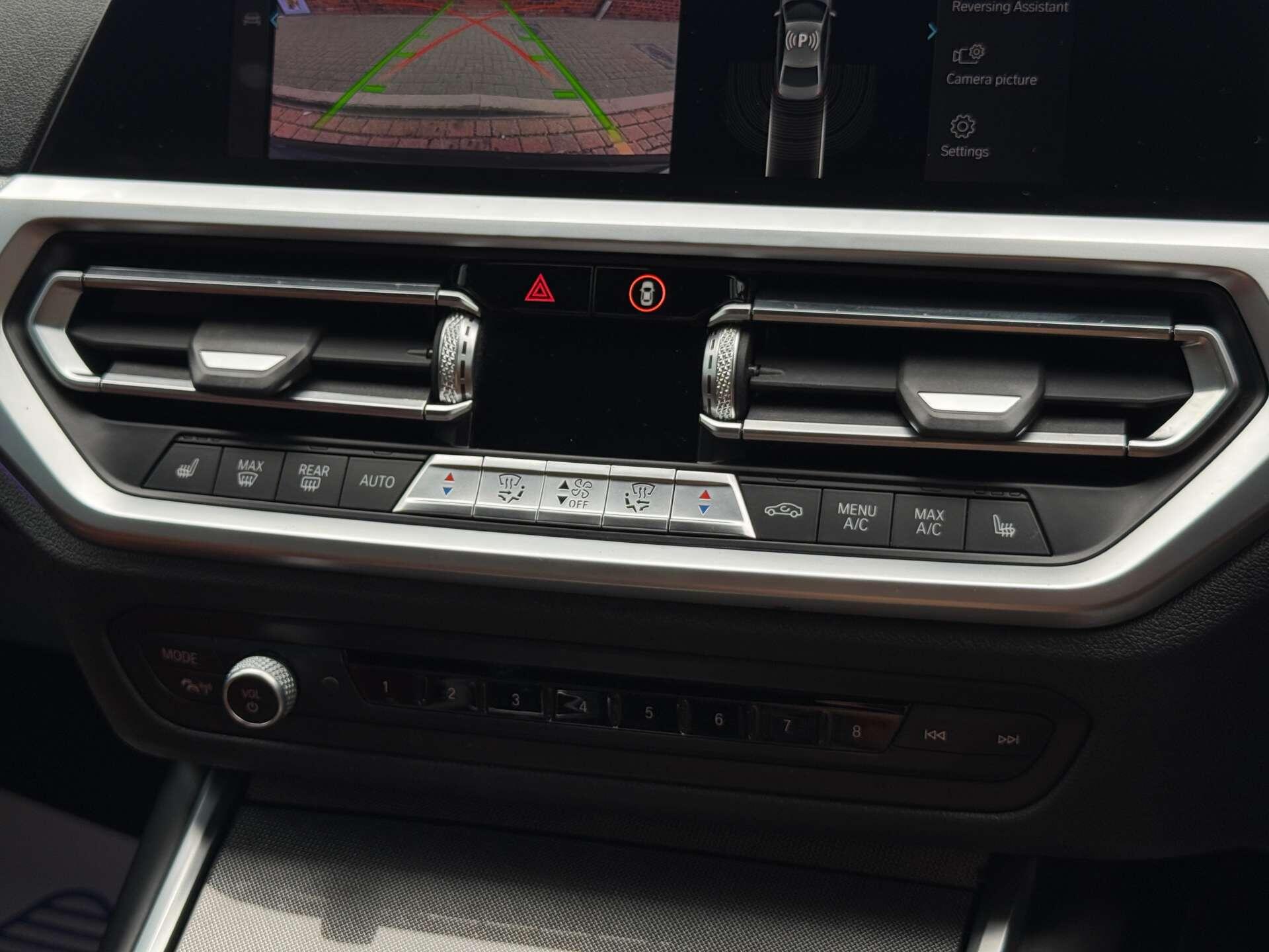 BMW 3 Series view 58