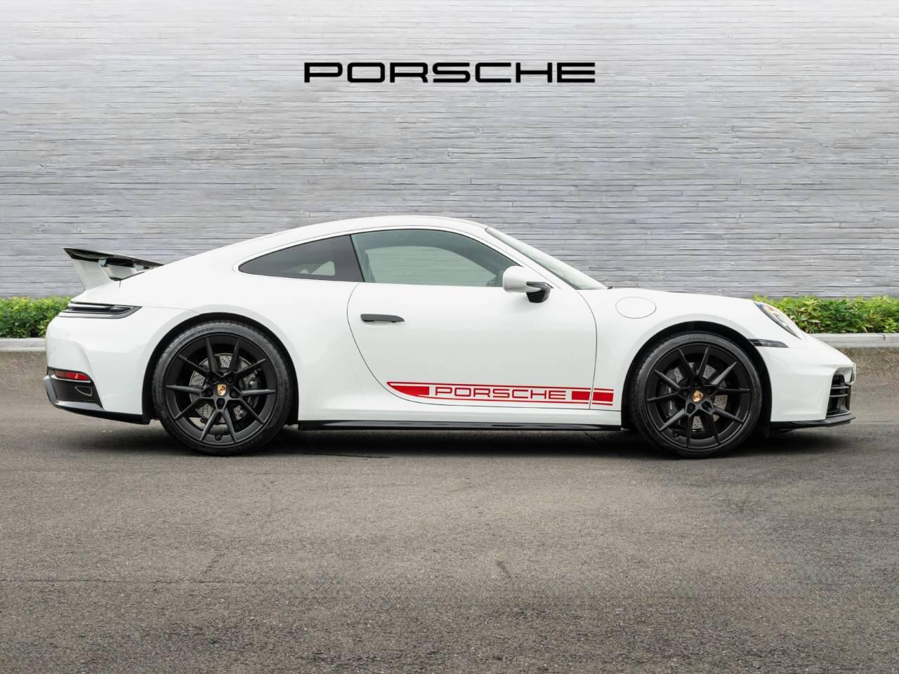 Porsche 911 view 2