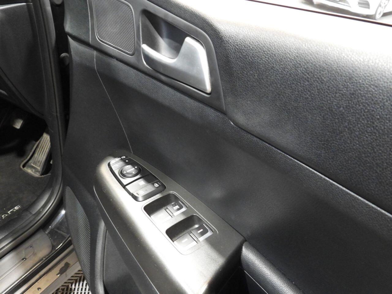 Kia Sportage view 36