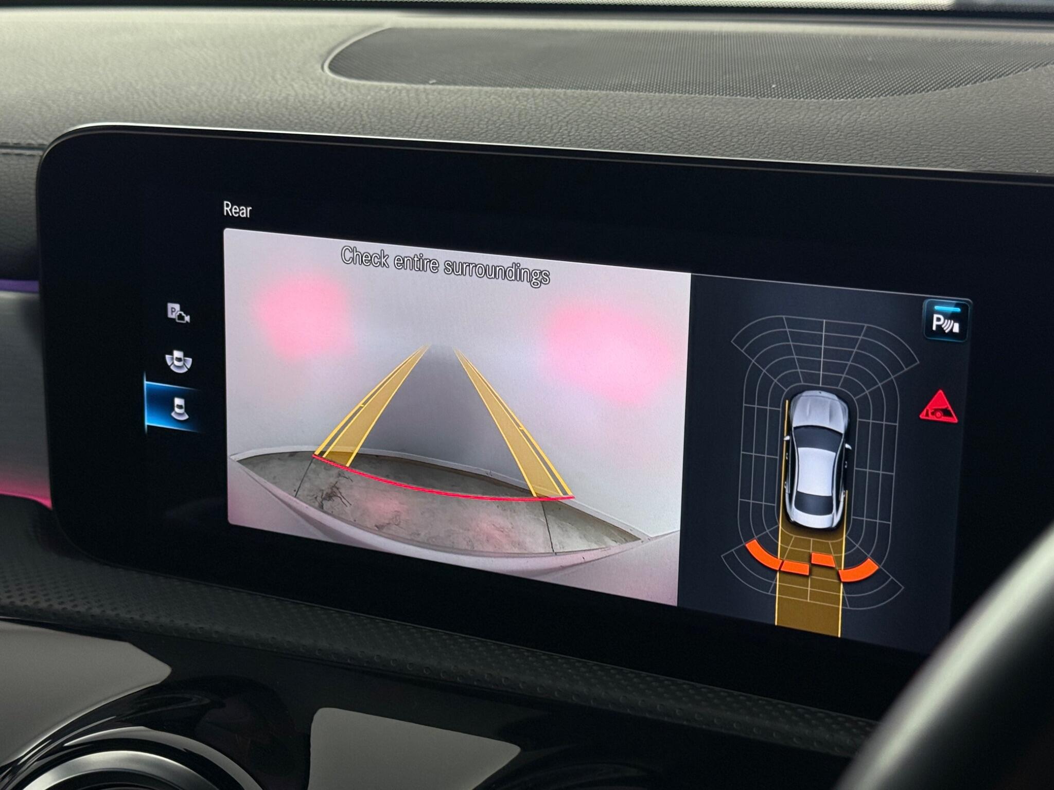 Mercedes-Benz Cla view 29