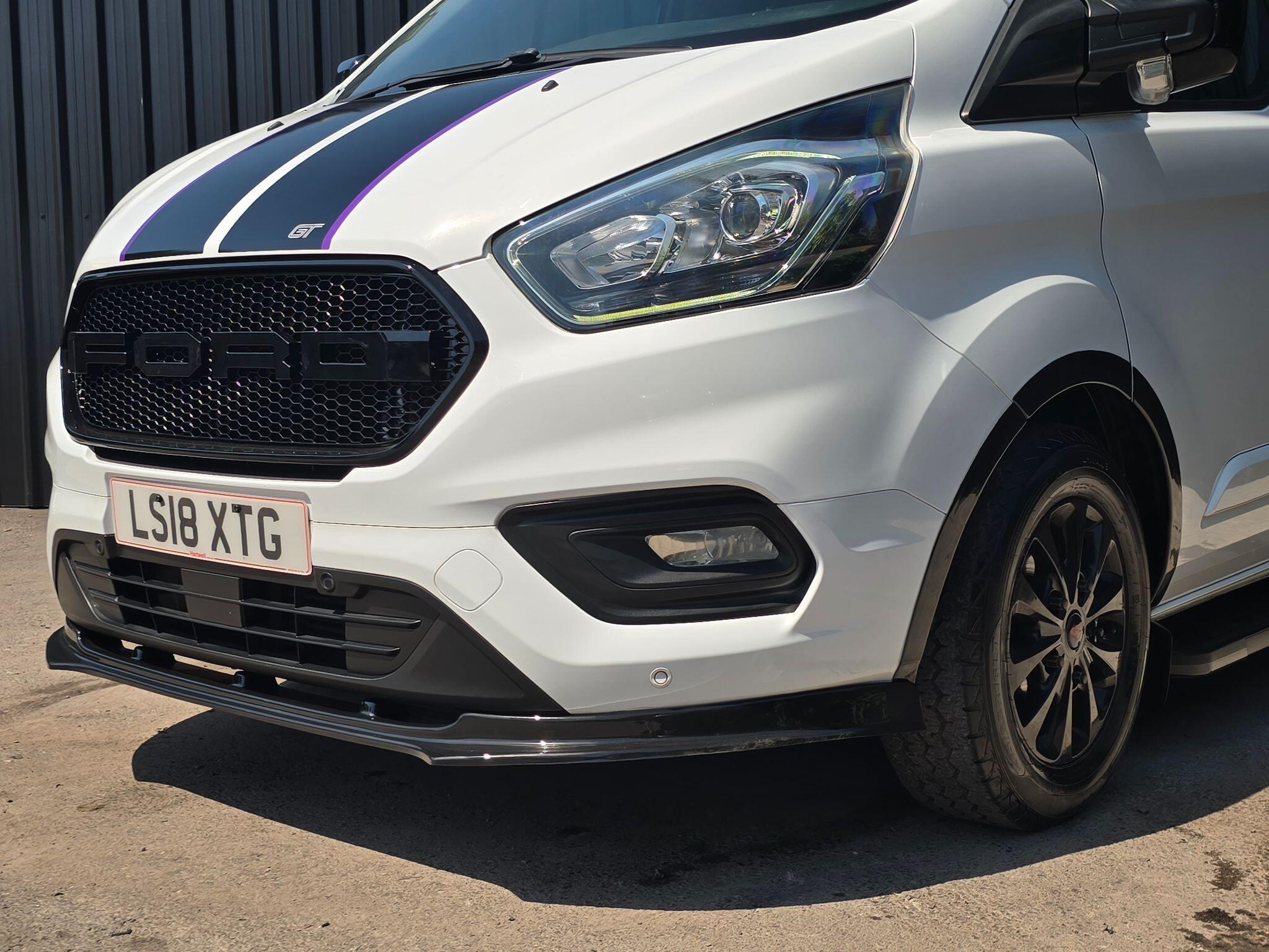 Ford Transit Custom view 21
