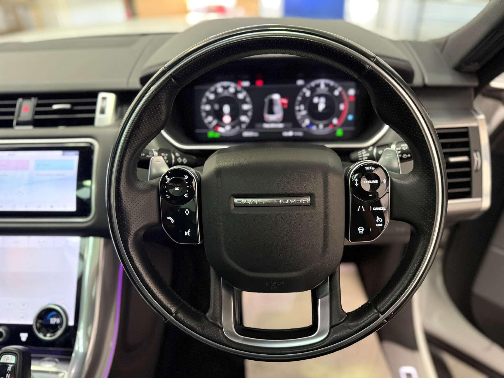 Land Rover Range Rover Sport view 13