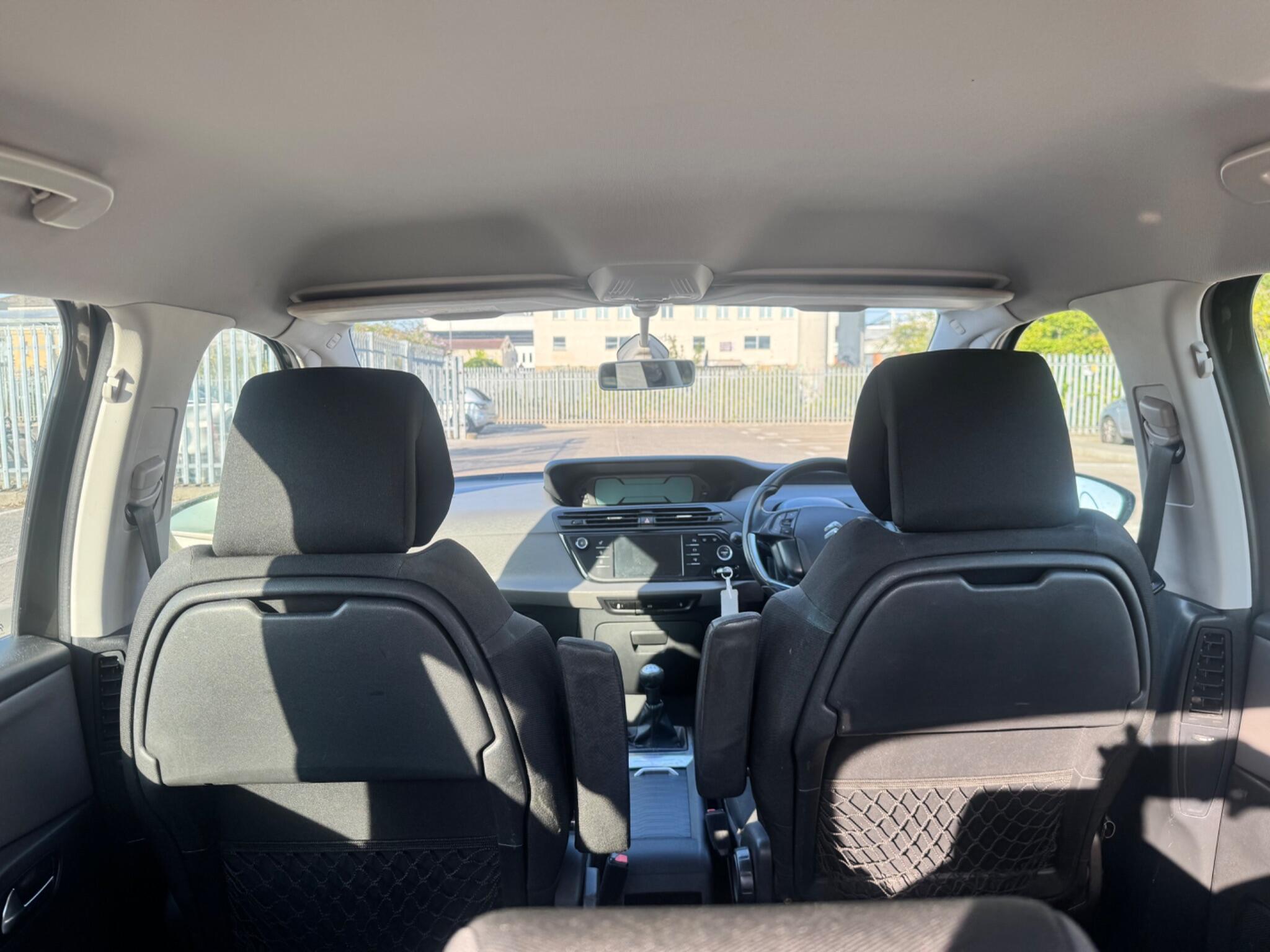 Citroen C4 Picasso view 33