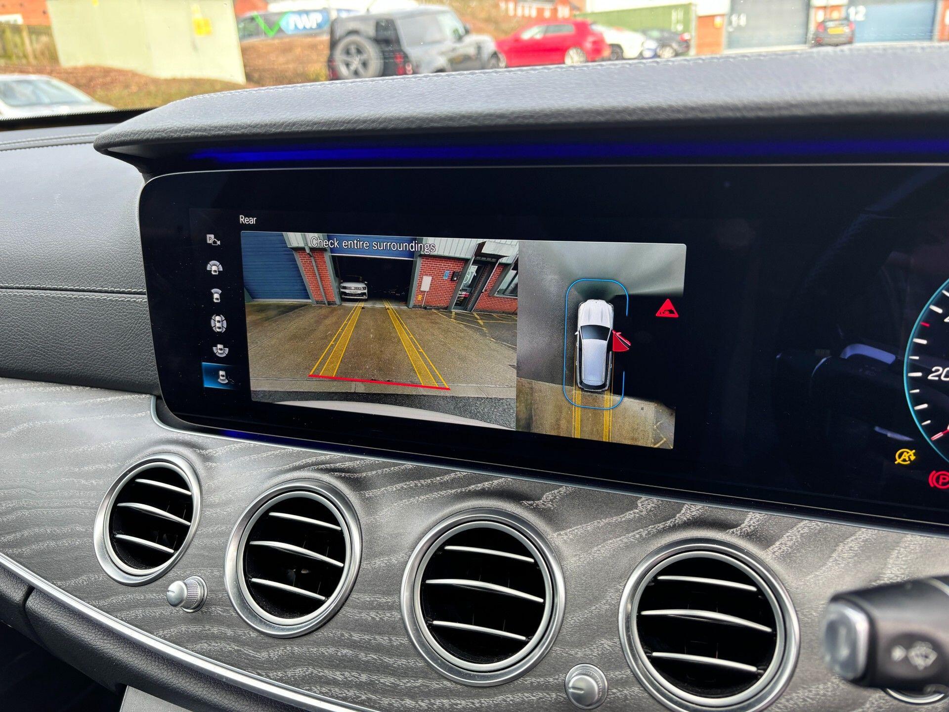 Mercedes-Benz E-Class view 13