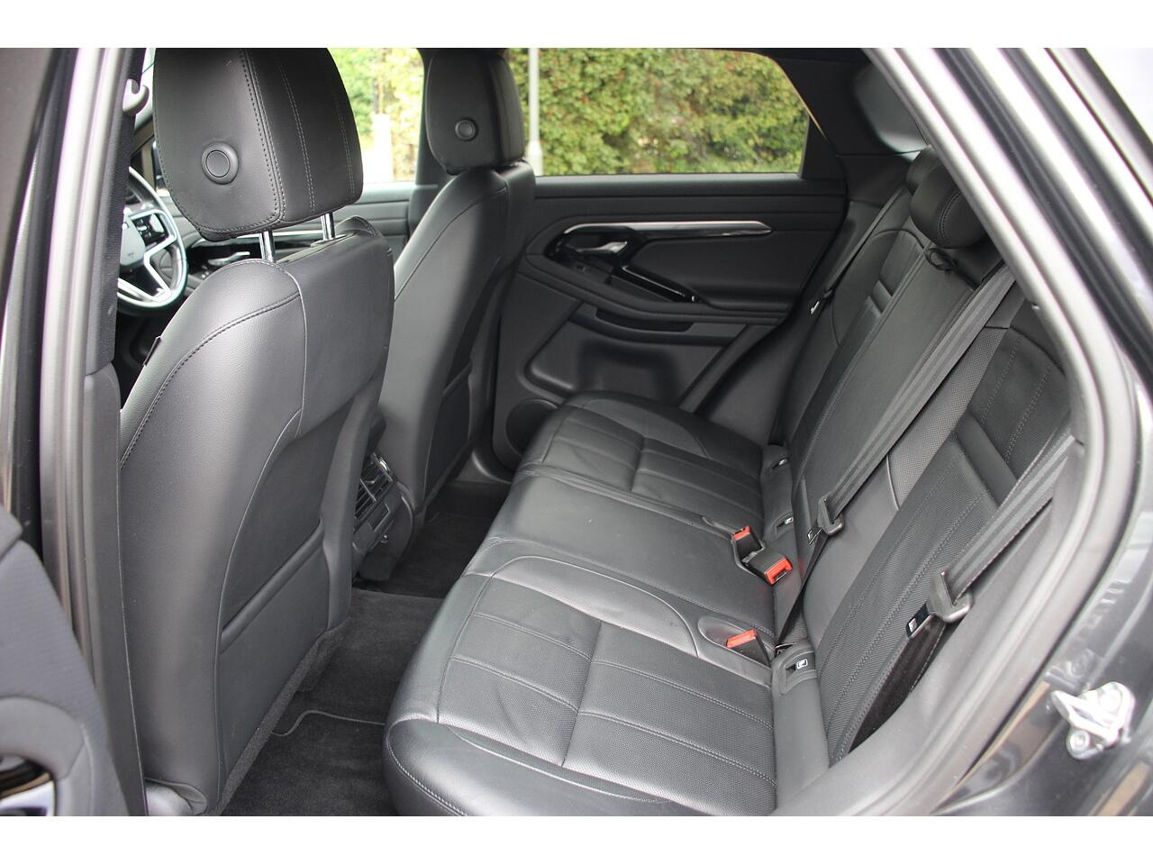 Land Rover Range Rover Evoque view 39