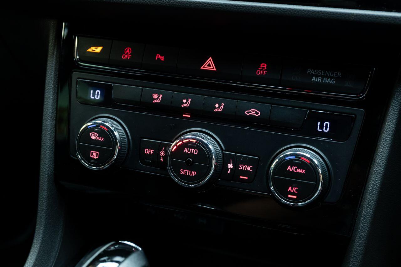 Seat Leon Leon view 32