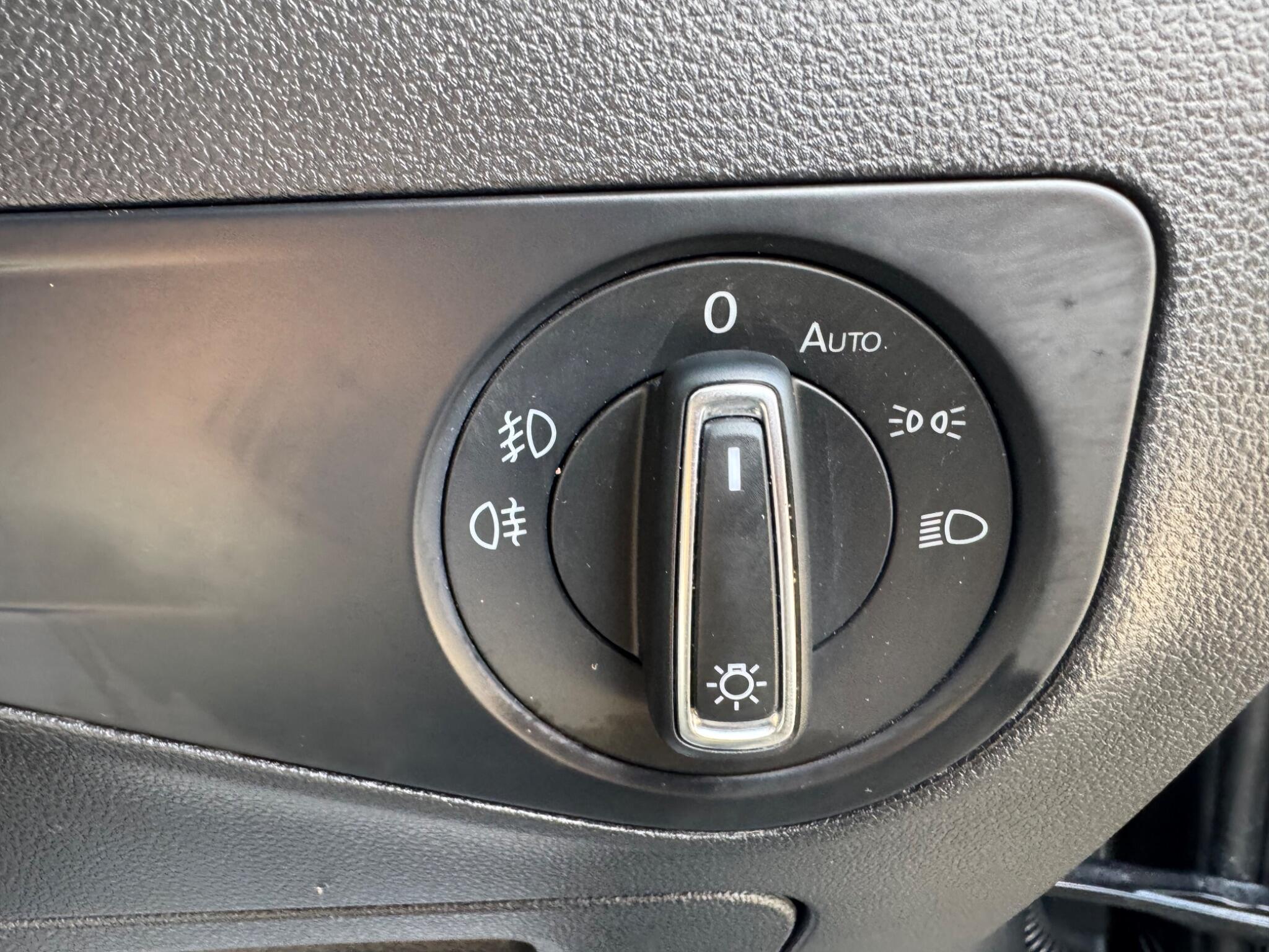 Volkswagen Tiguan view 27