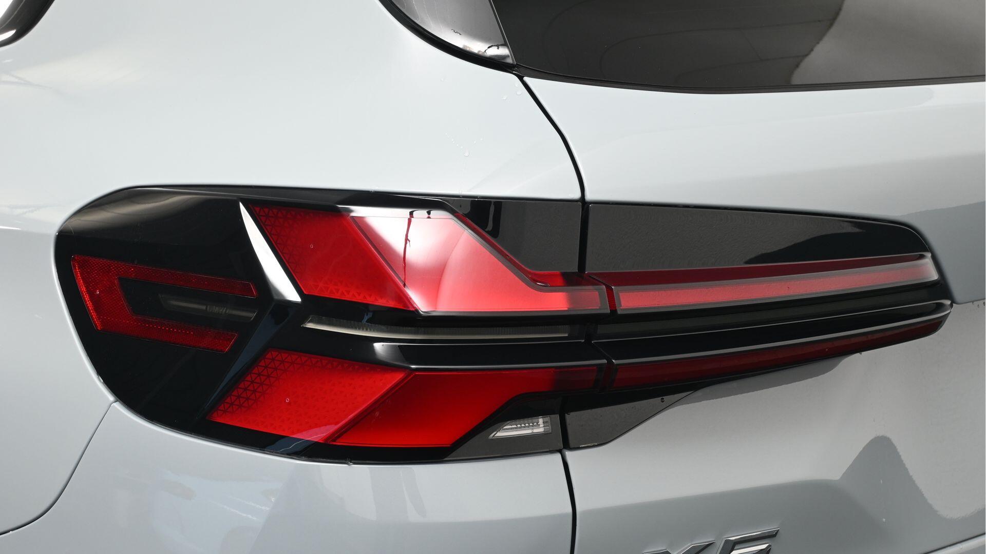 BMW X5 view 22