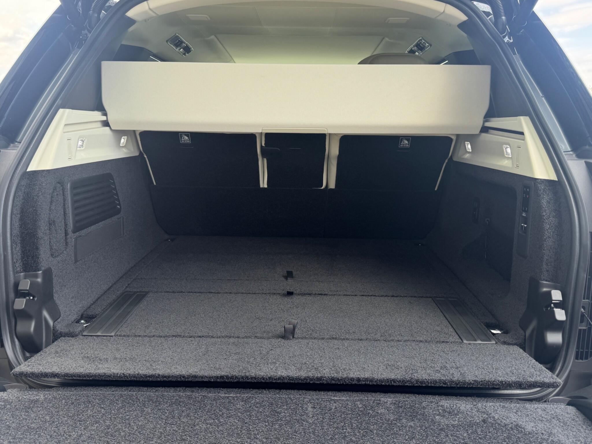 Land Rover Range Rover view 55