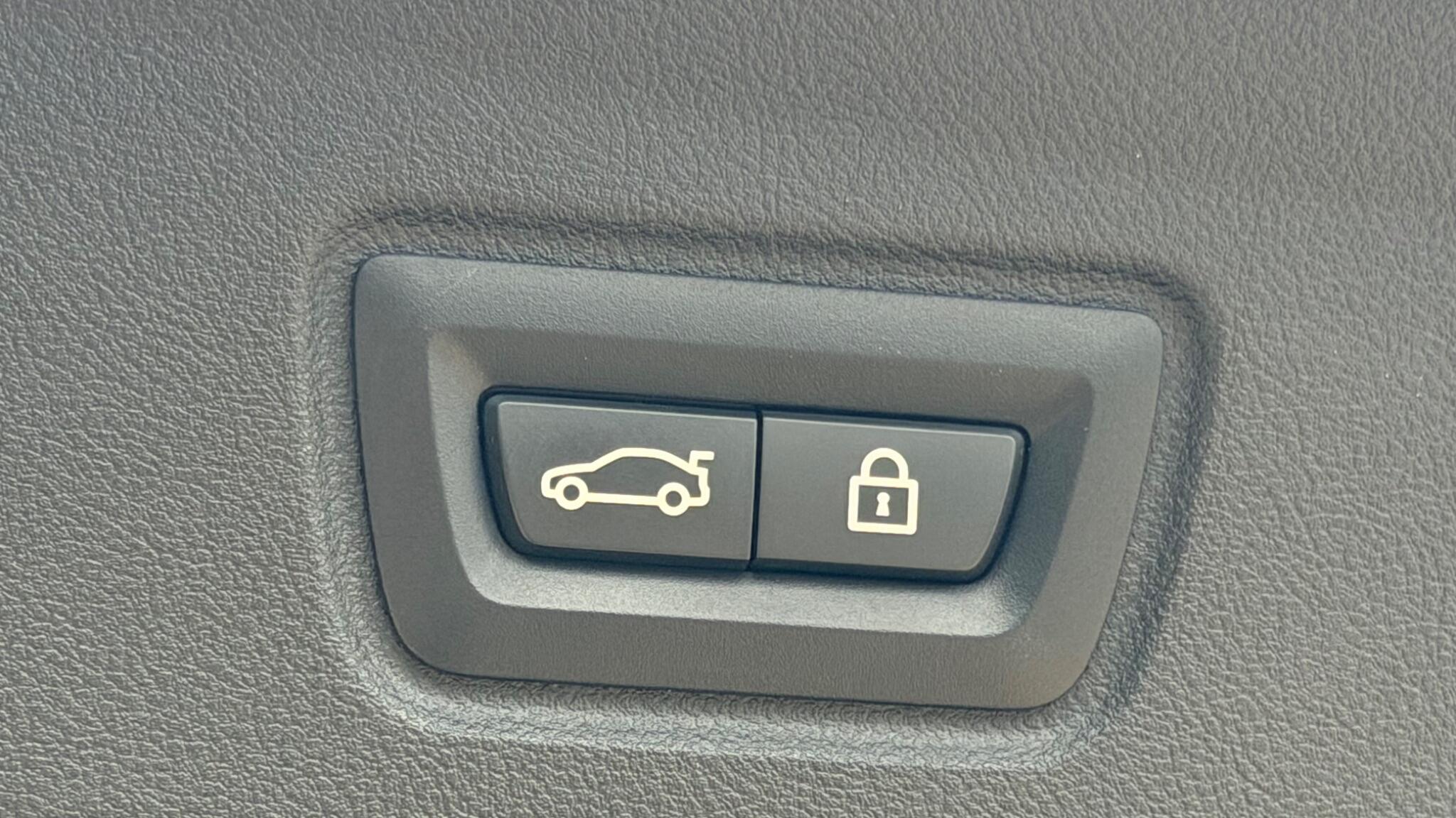 BMW I4 view 37