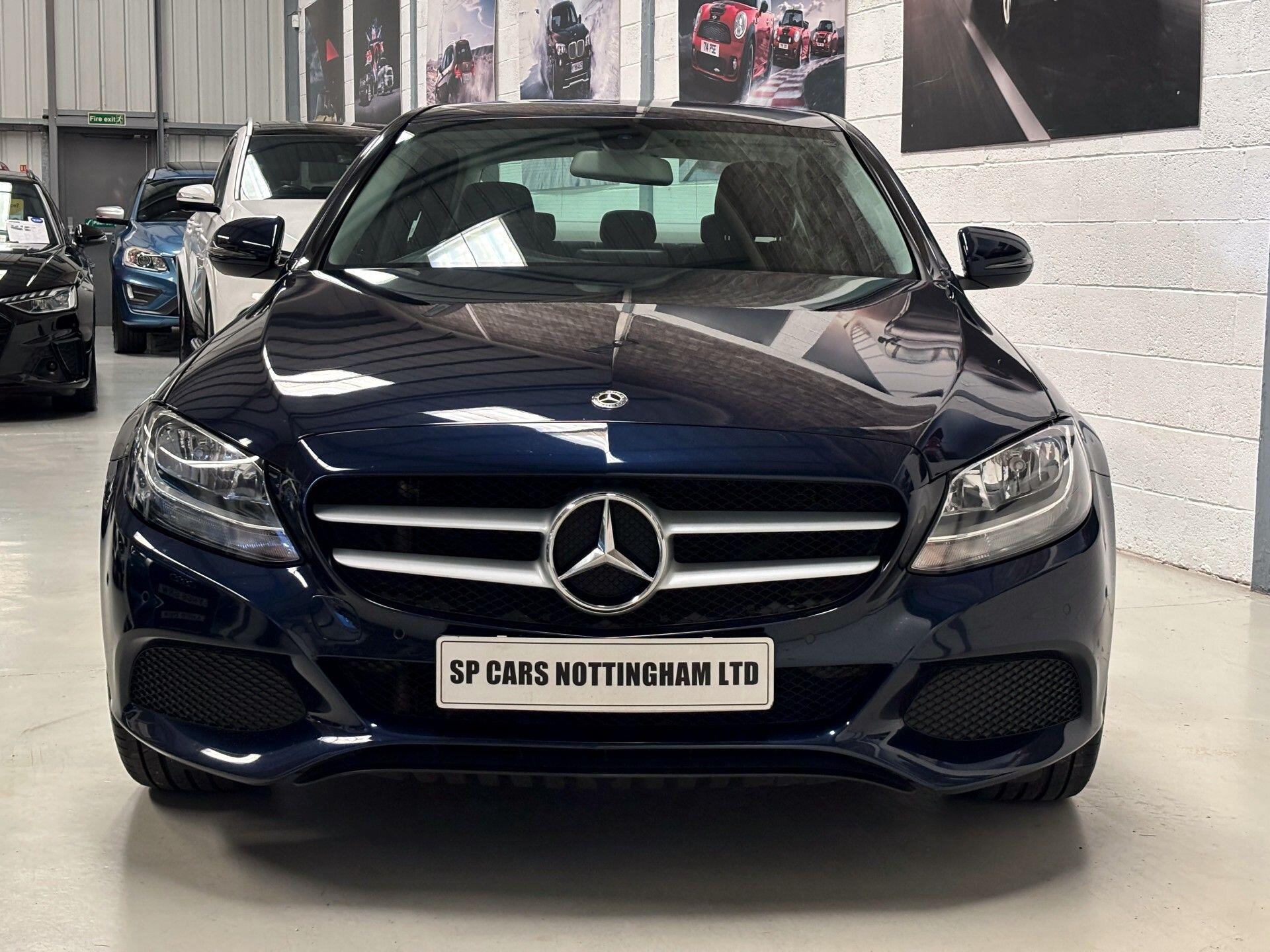 Mercedes-Benz C-Class view 30