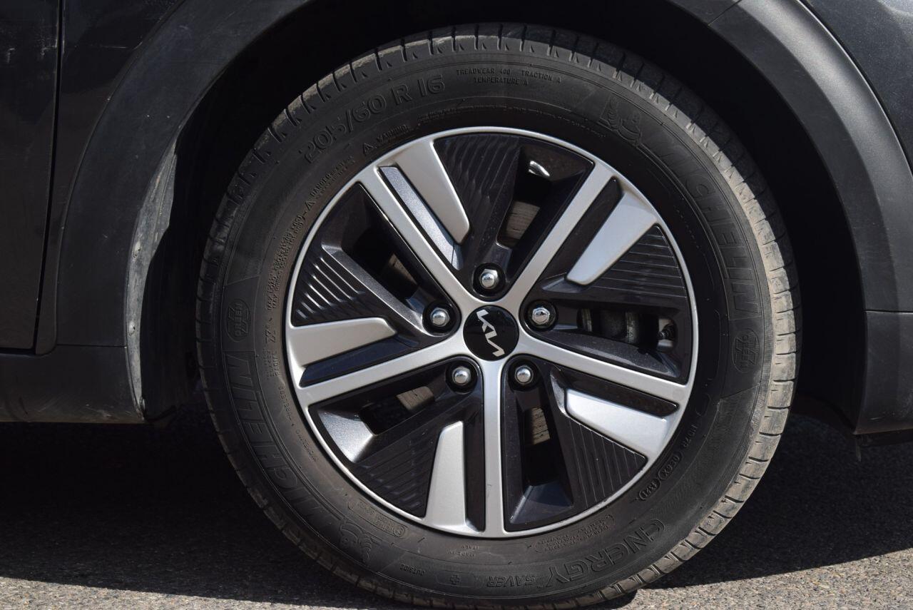 Kia Niro view 11