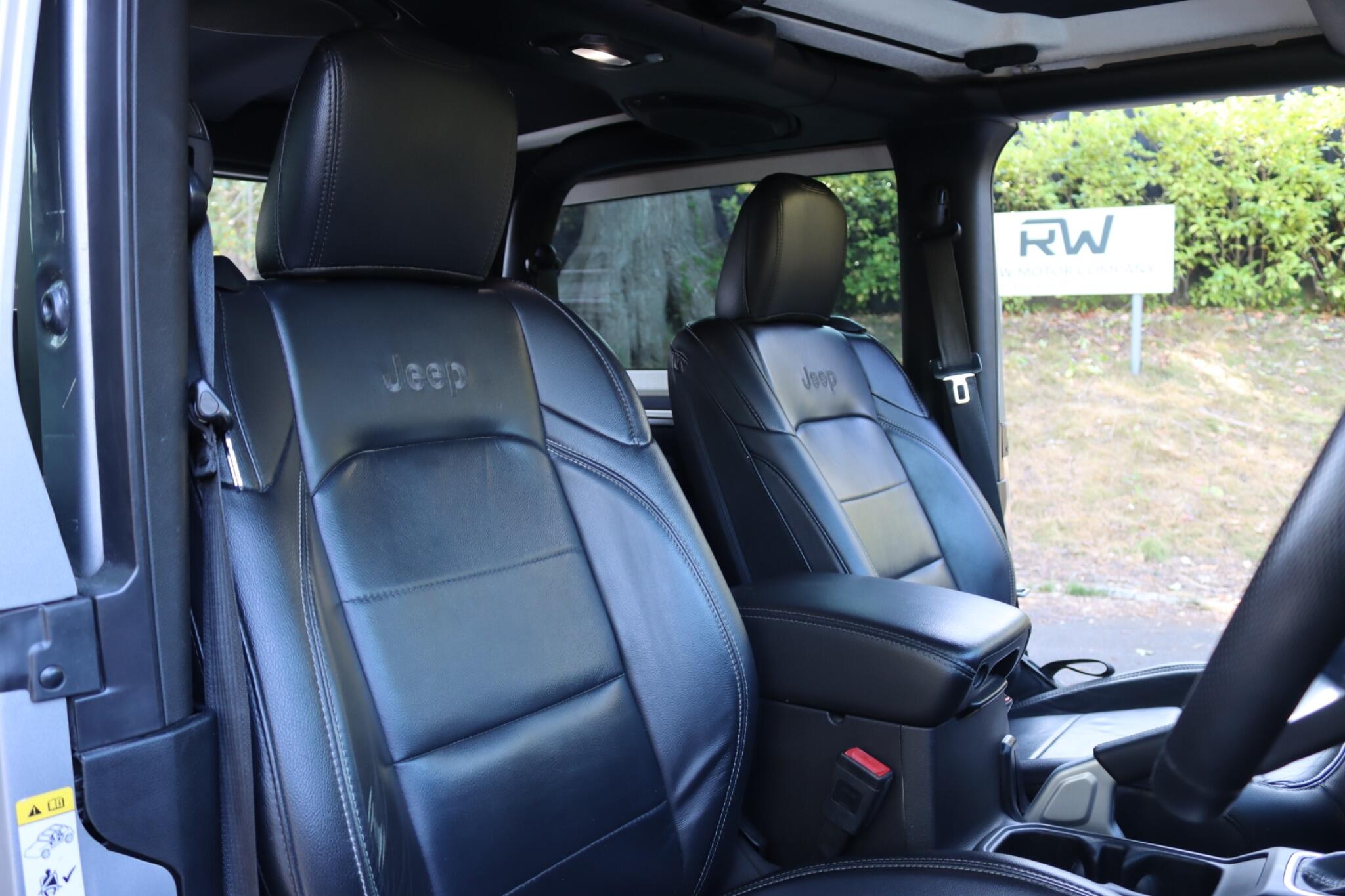 Jeep Wrangler view 3