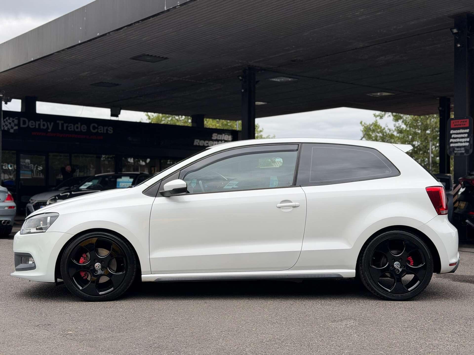 Volkswagen Polo view 9