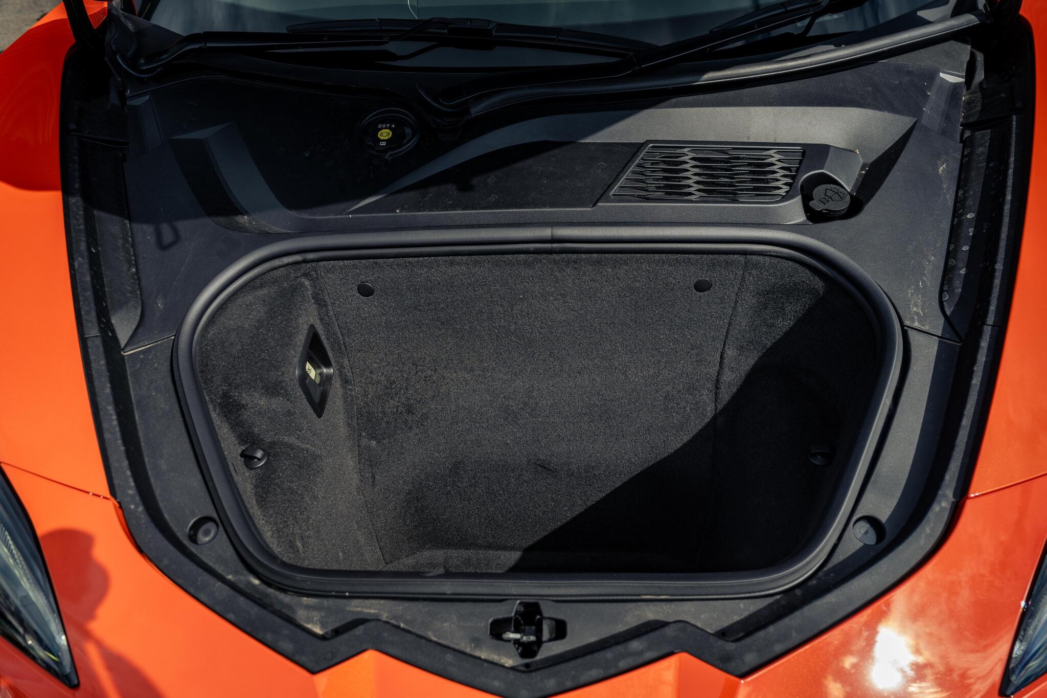 Chevrolet Corvette Stingray view 15