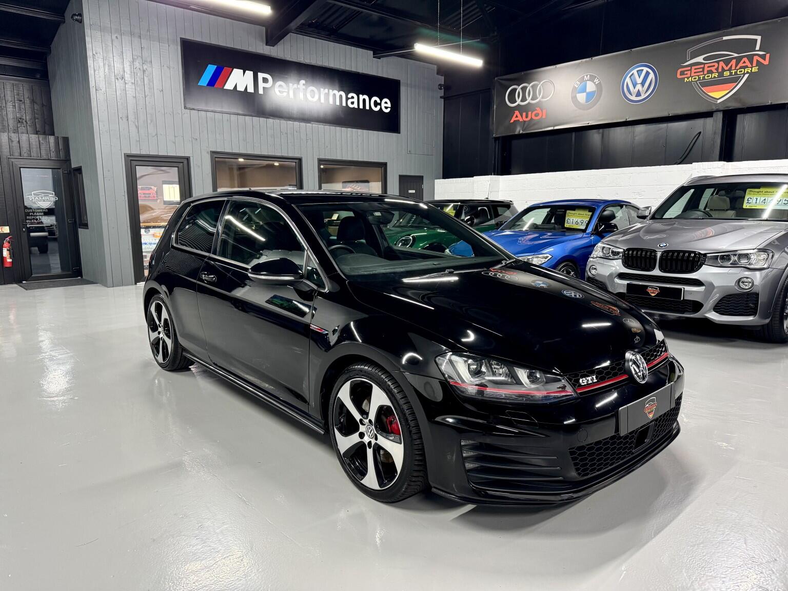 Volkswagen Golf main image