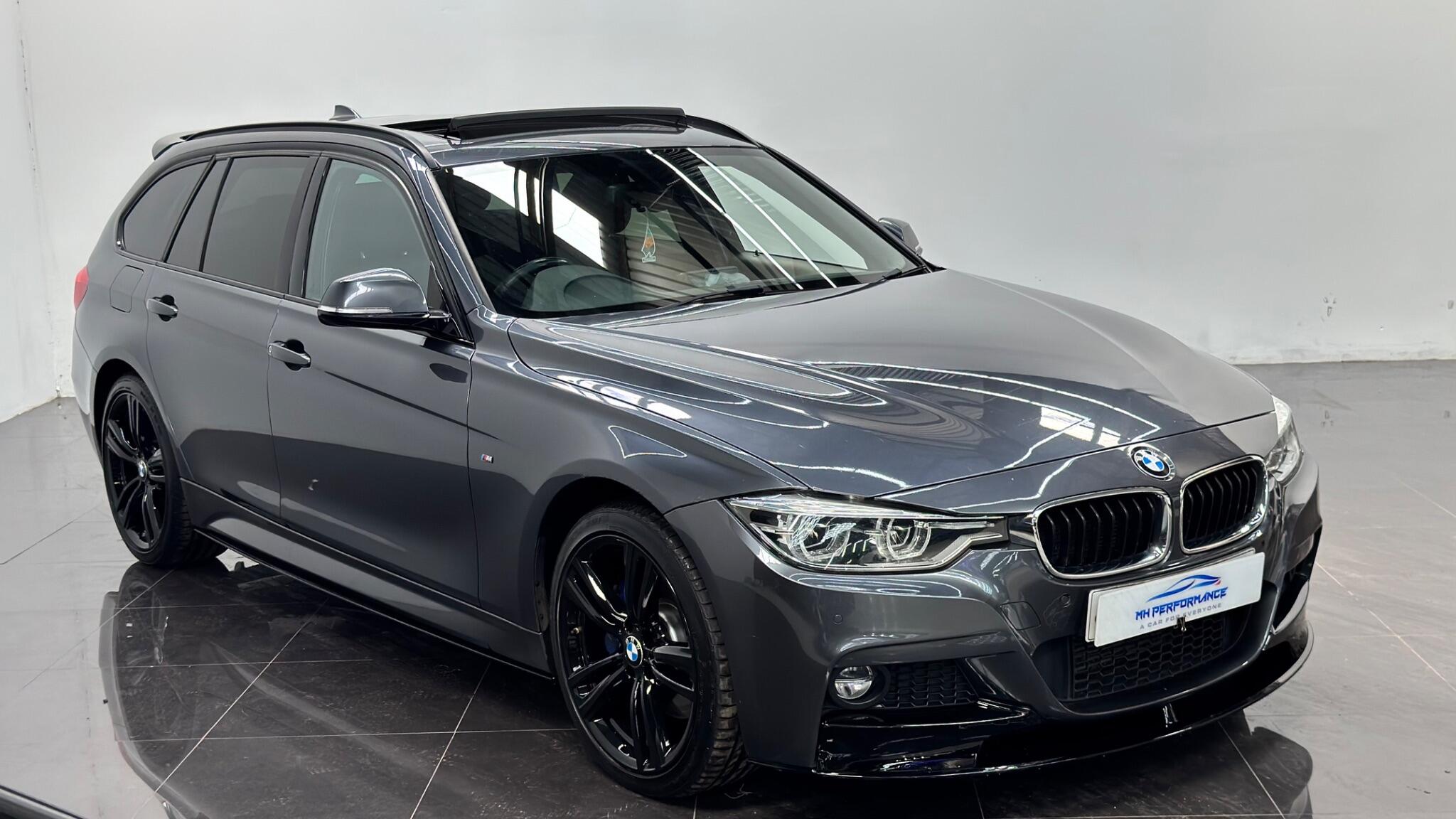 BMW 3 Series view 32