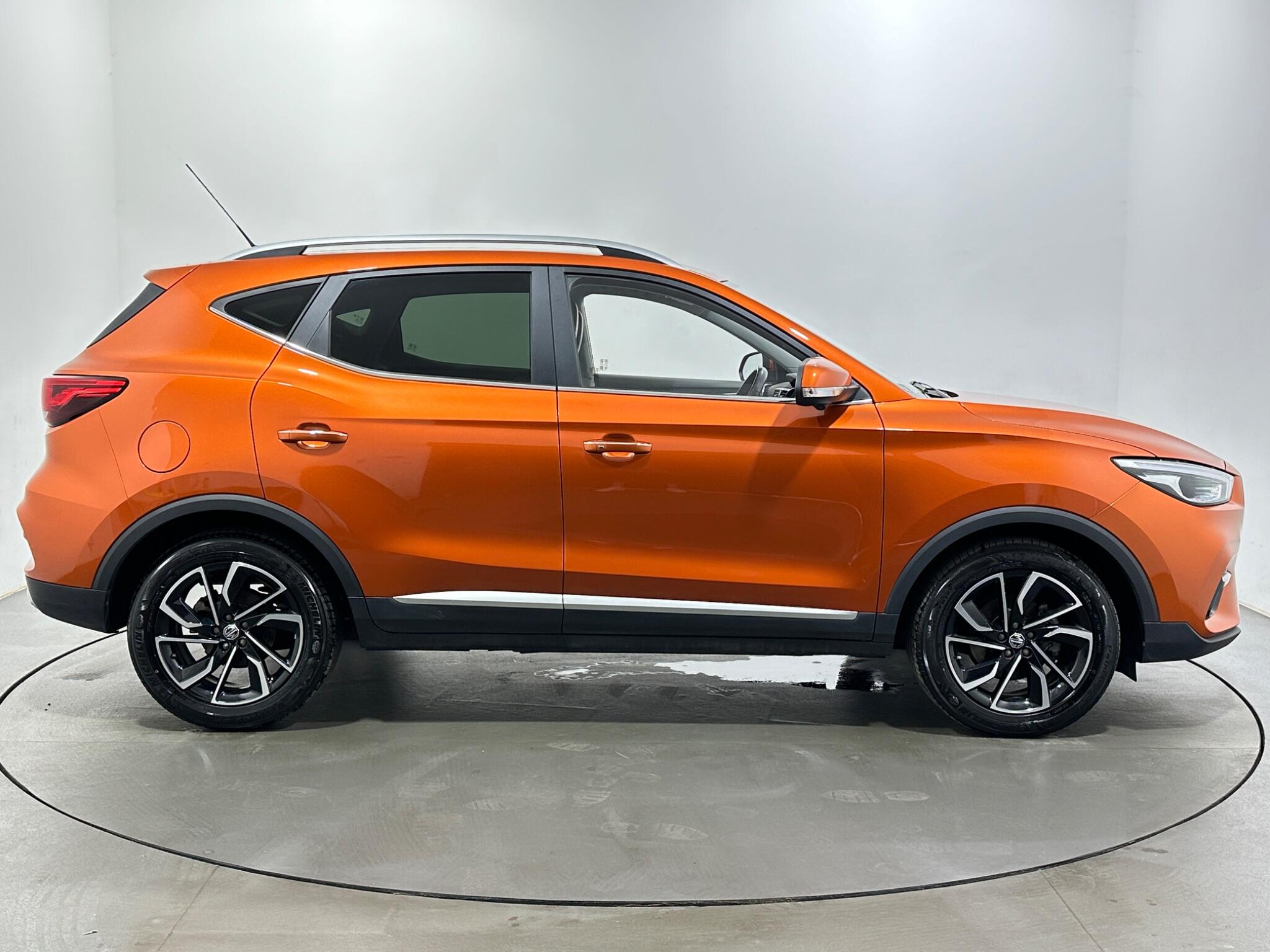 MG ZS view 9