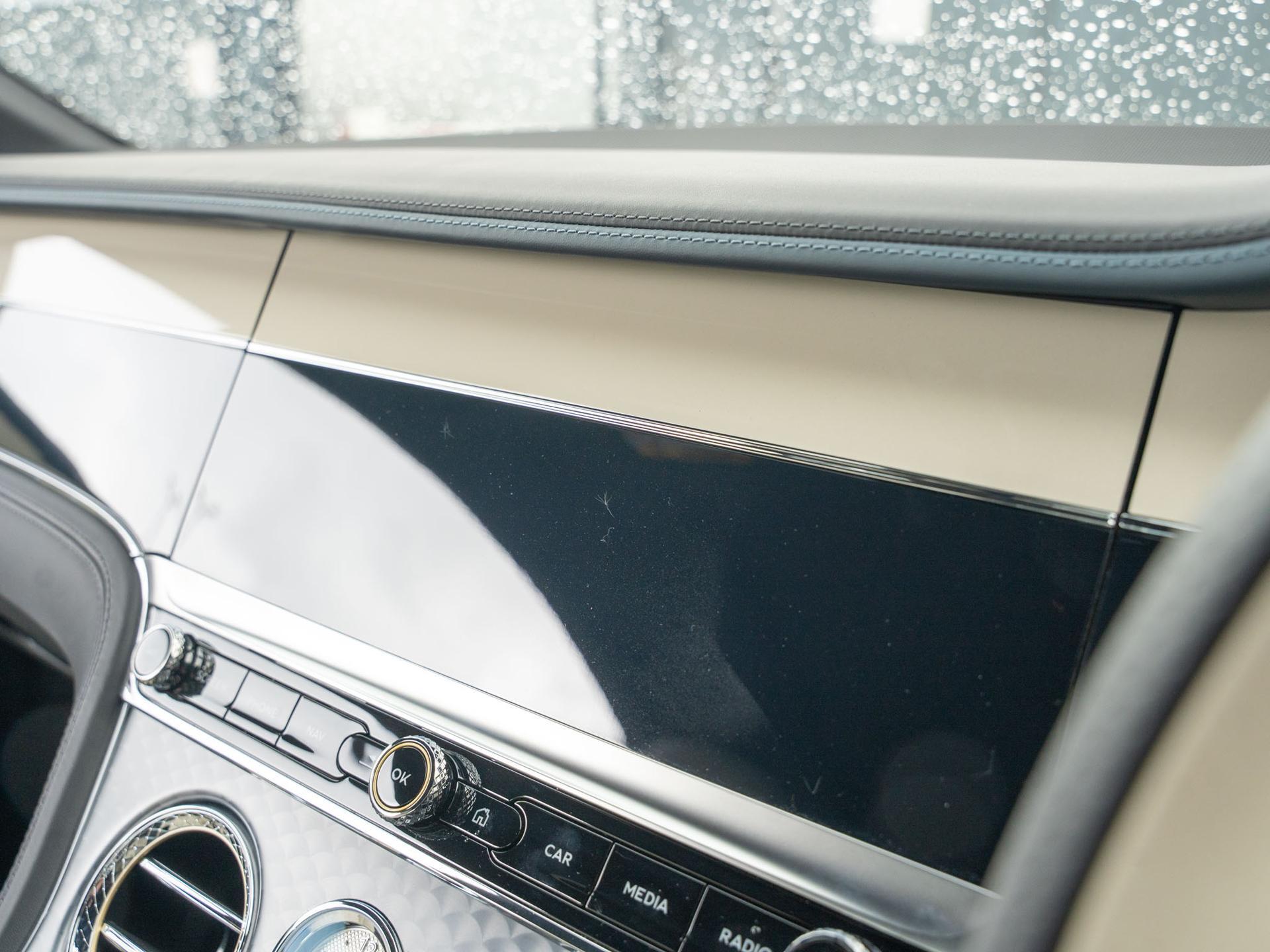 Bentley Continental view 33