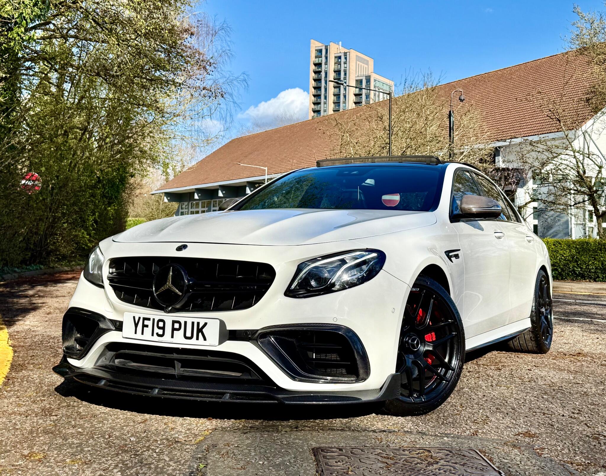 Mercedes-Benz E-Class view 5
