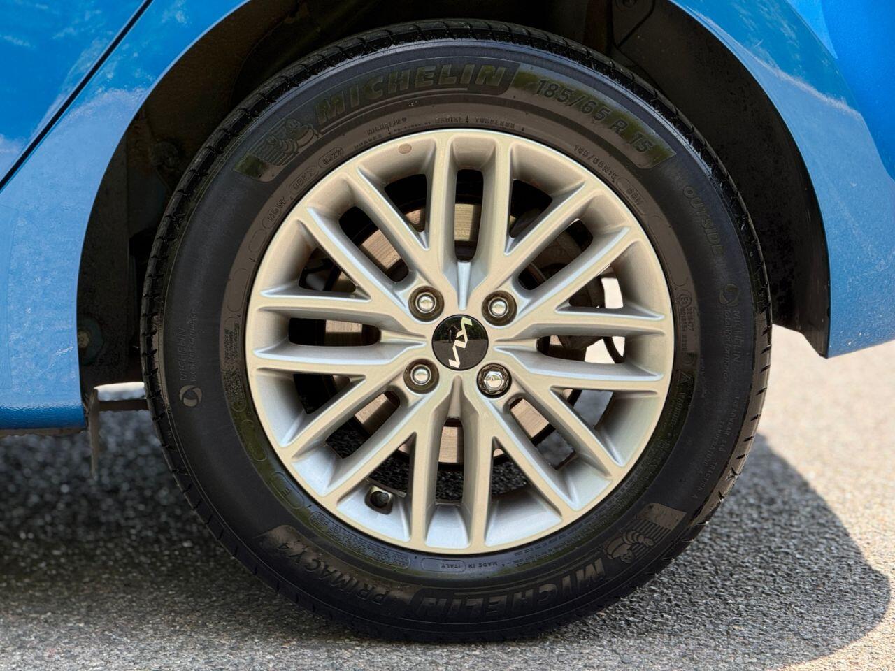 Kia Rio view 39