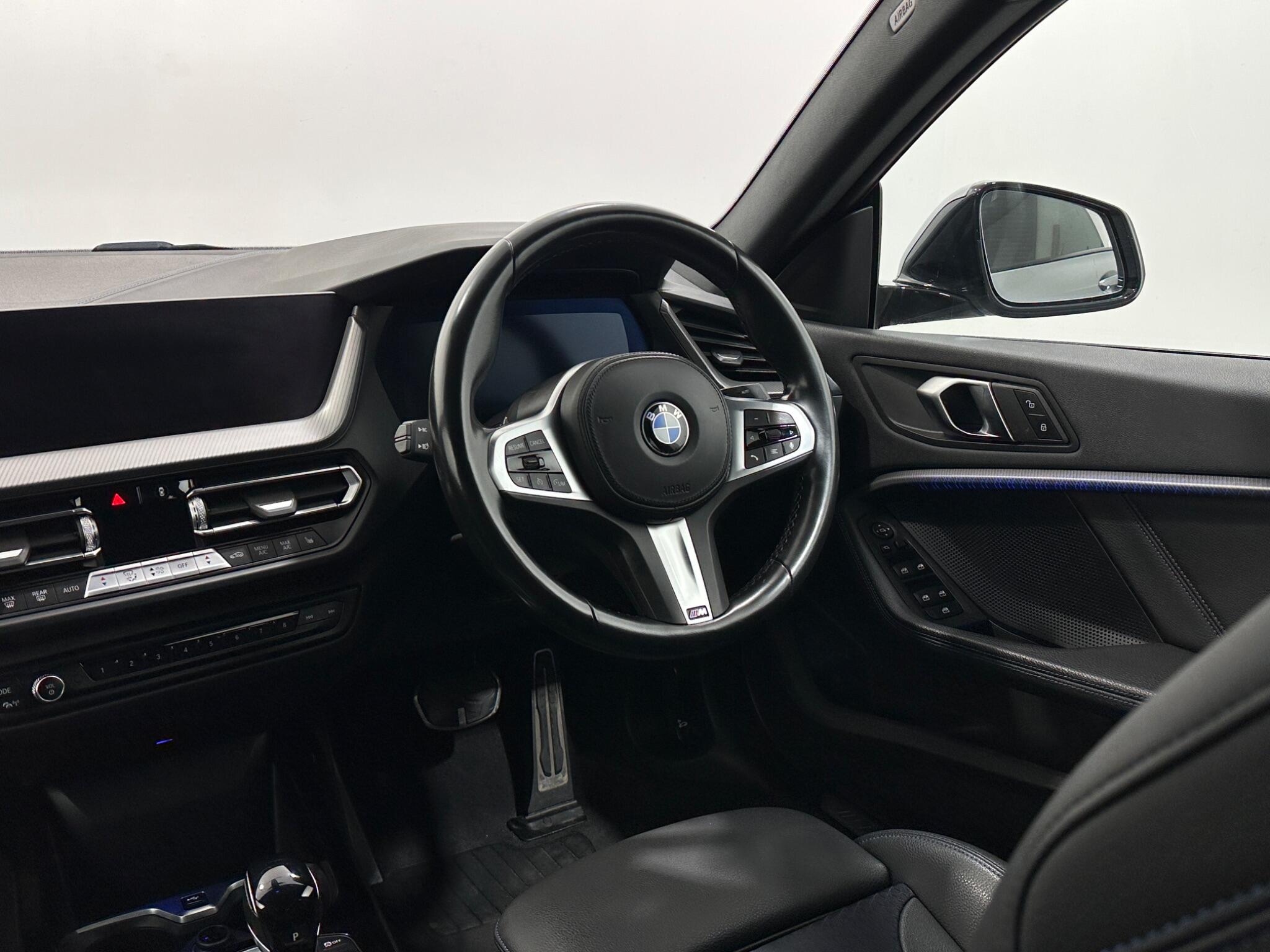 BMW 2 Series view 12