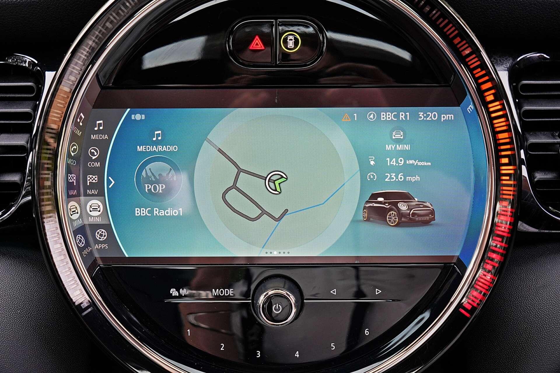 Mini Hatch view 26