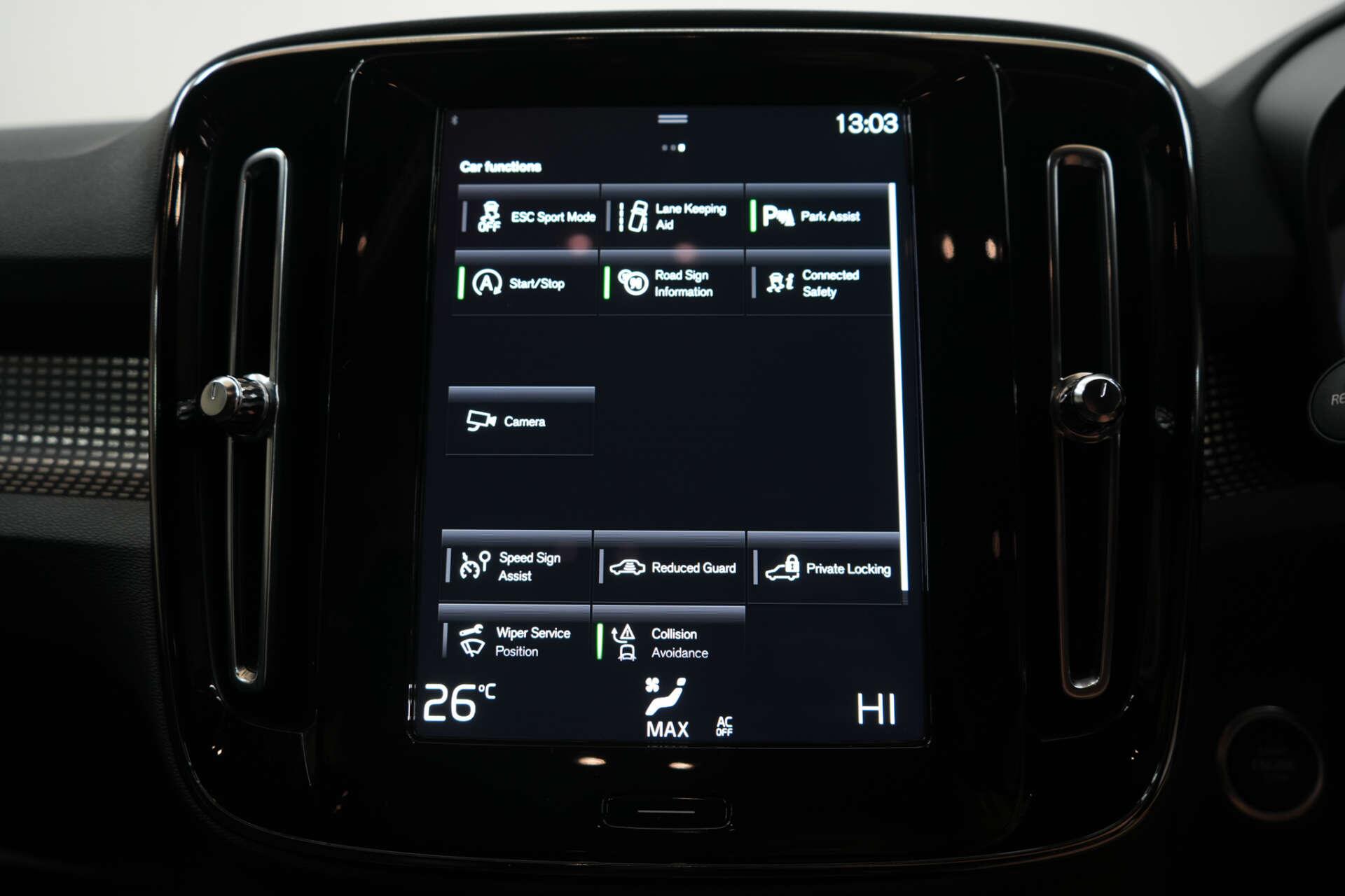 Volvo XC40 view 26
