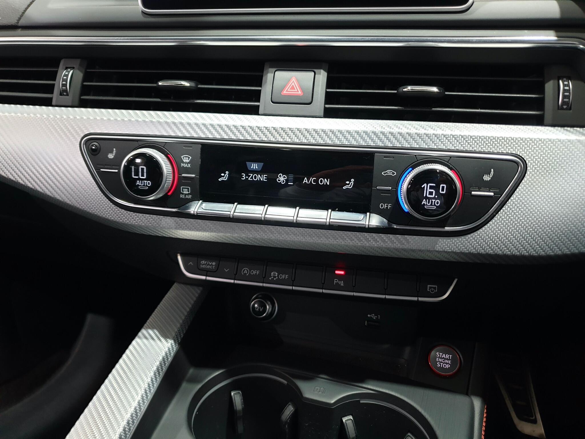 Audi RS4 view 69