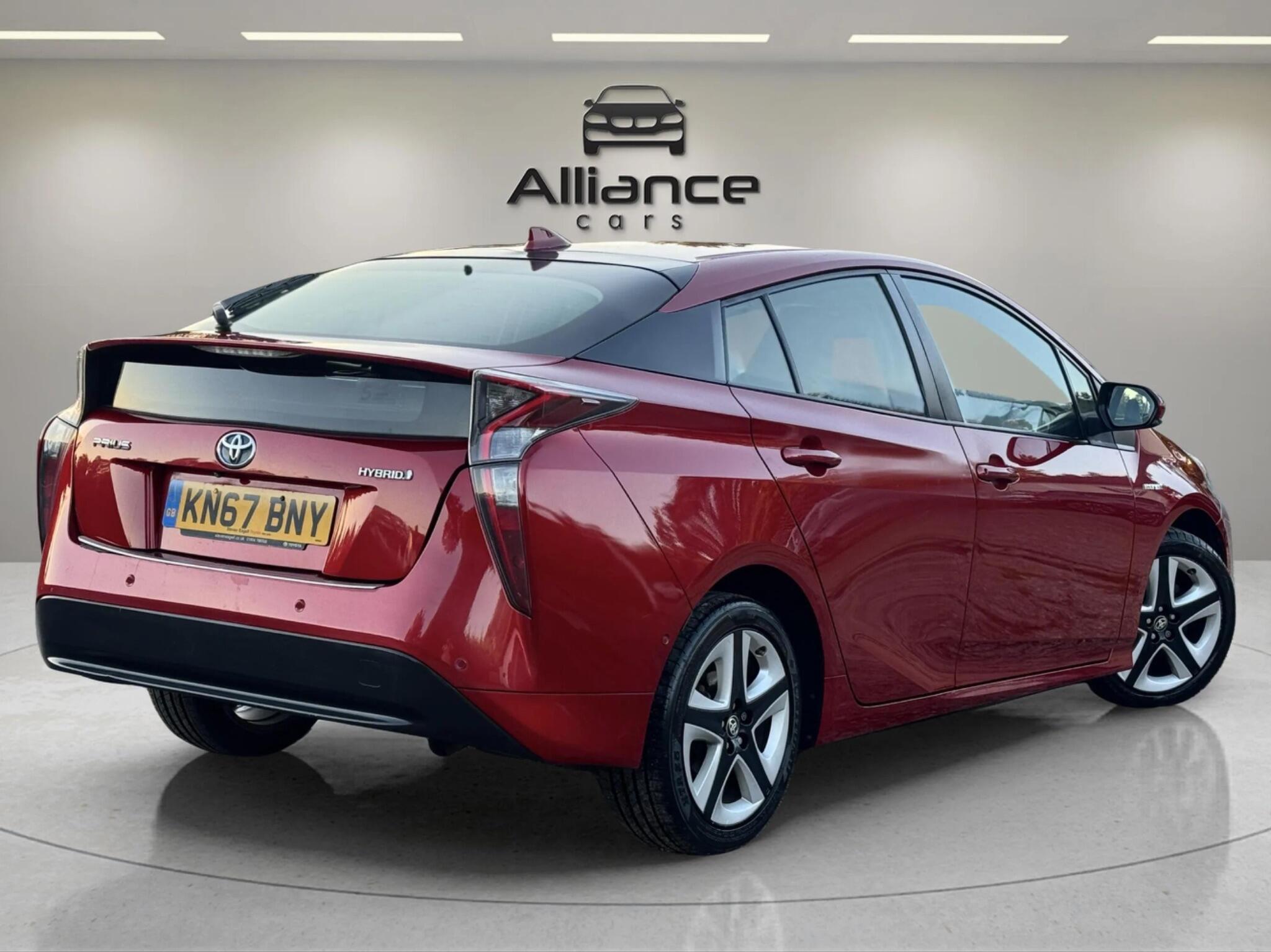 Toyota Prius view 23