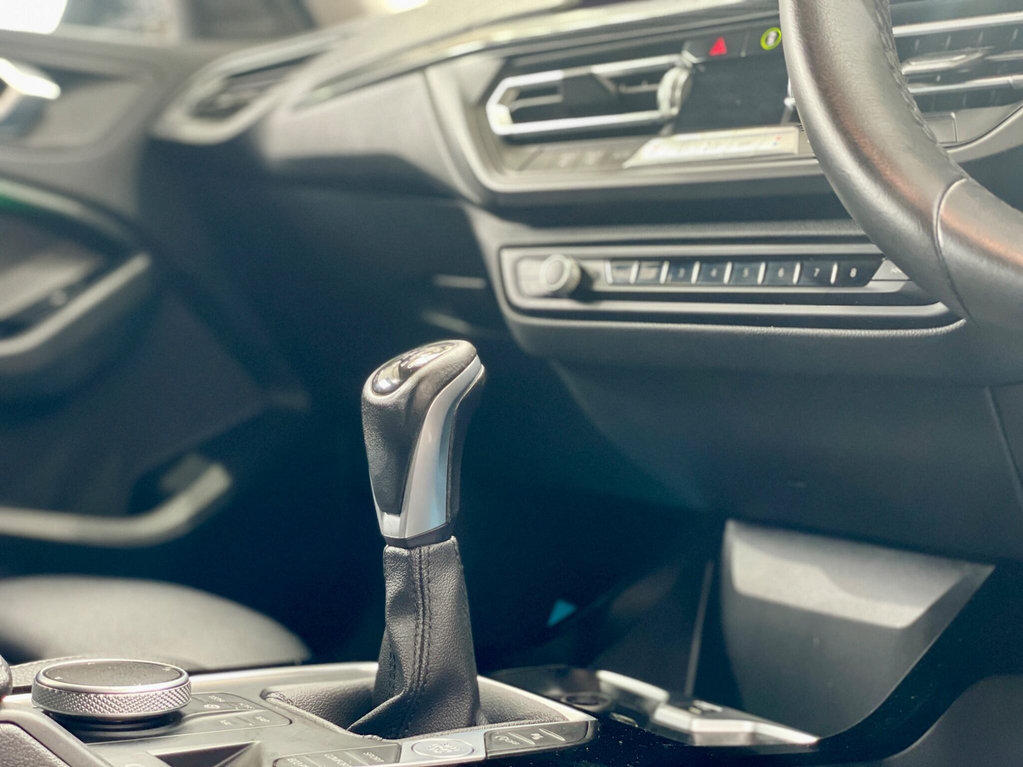 BMW 1 Series view 60