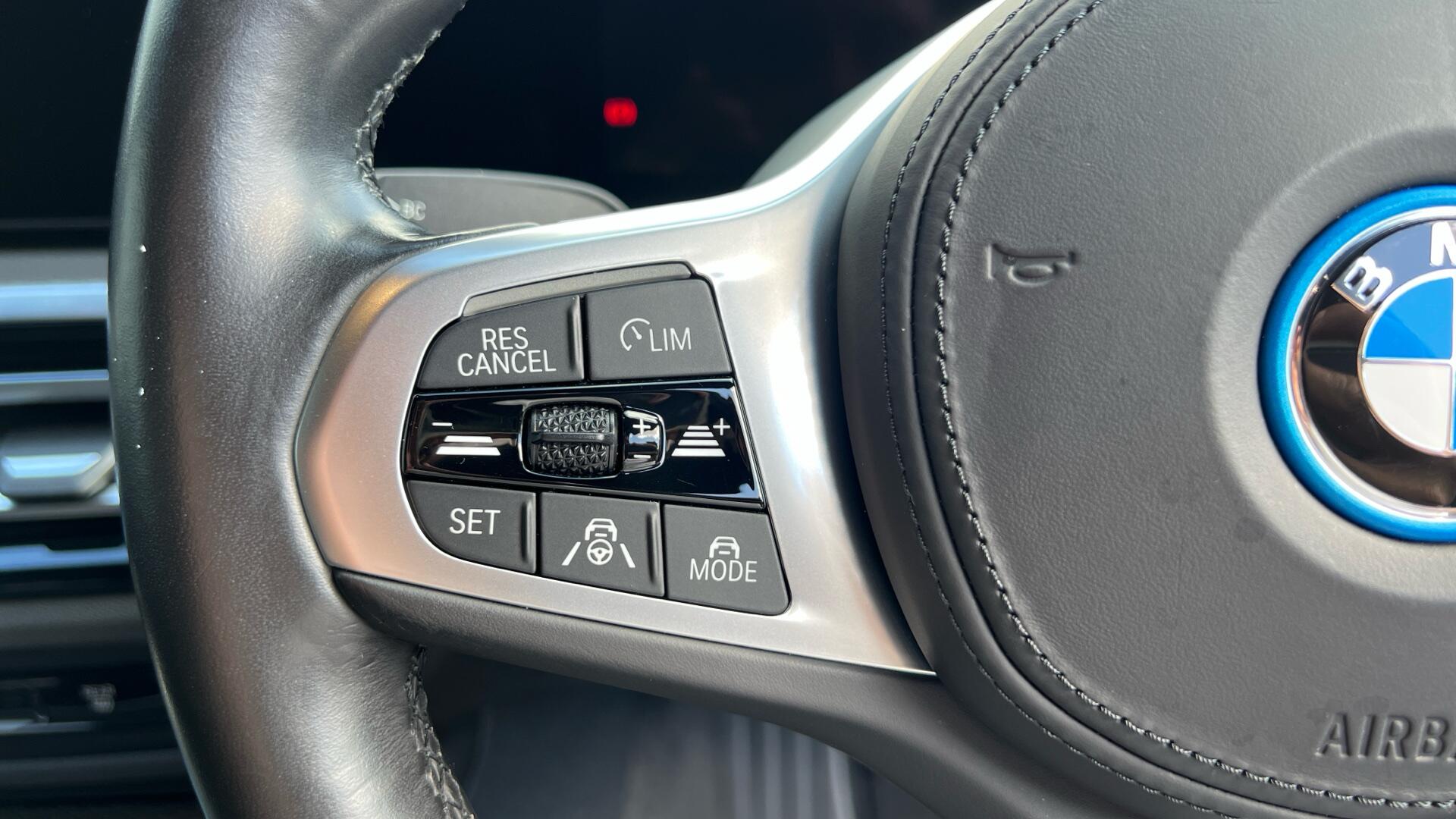 BMW I4 view 17
