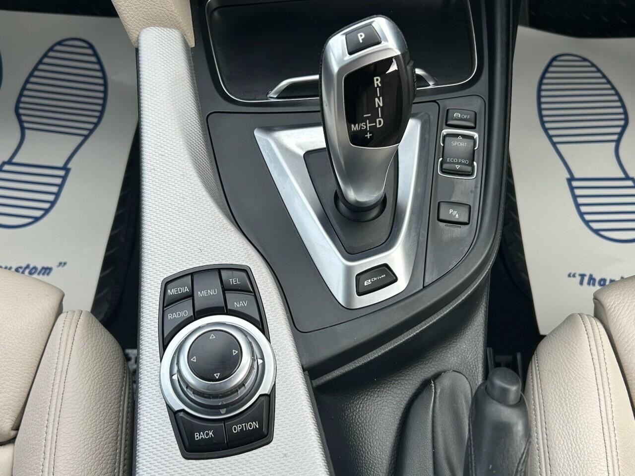 BMW 3 Series view 32