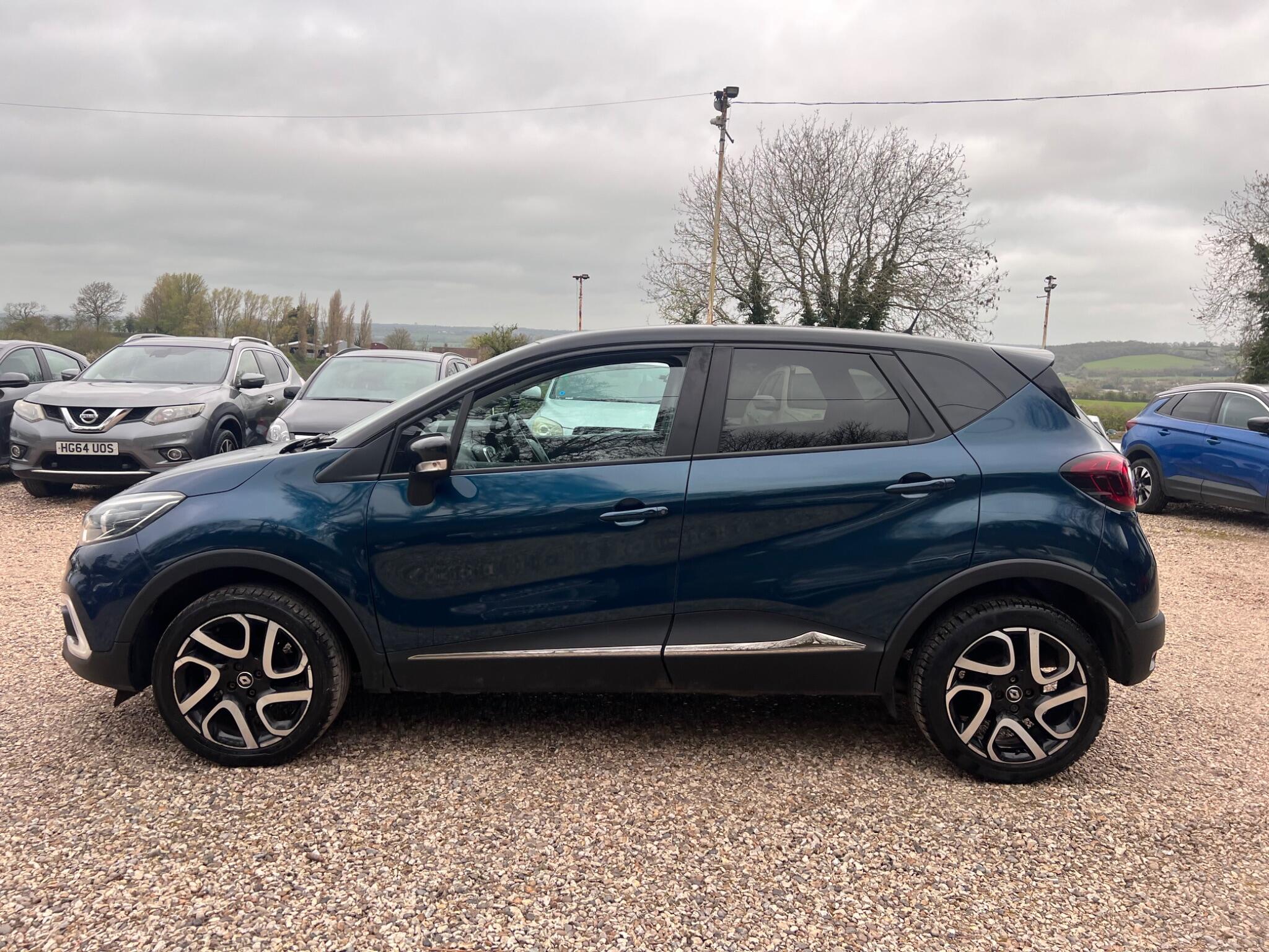 Renault Captur view 11